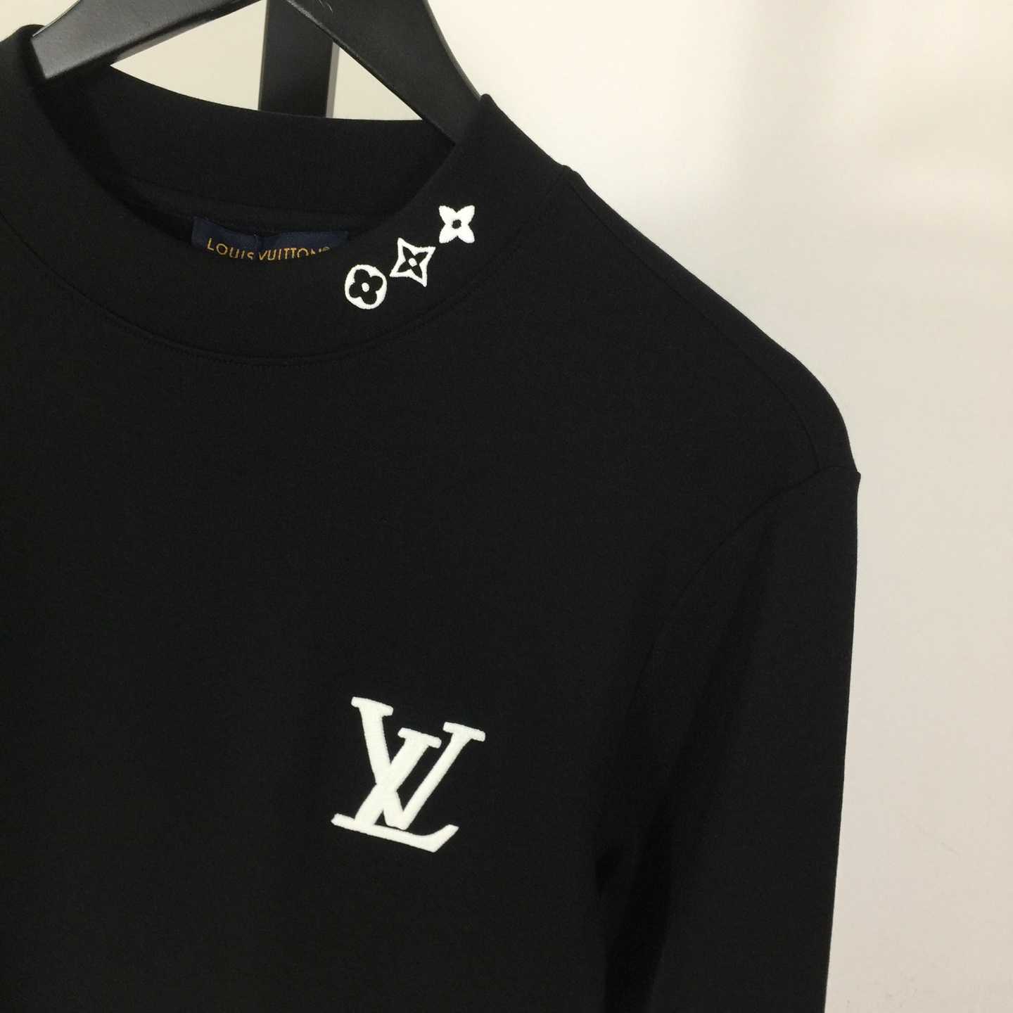Louis Vuitton Embossed LV Long-Sleeved T-Shirt - EUR FASHION