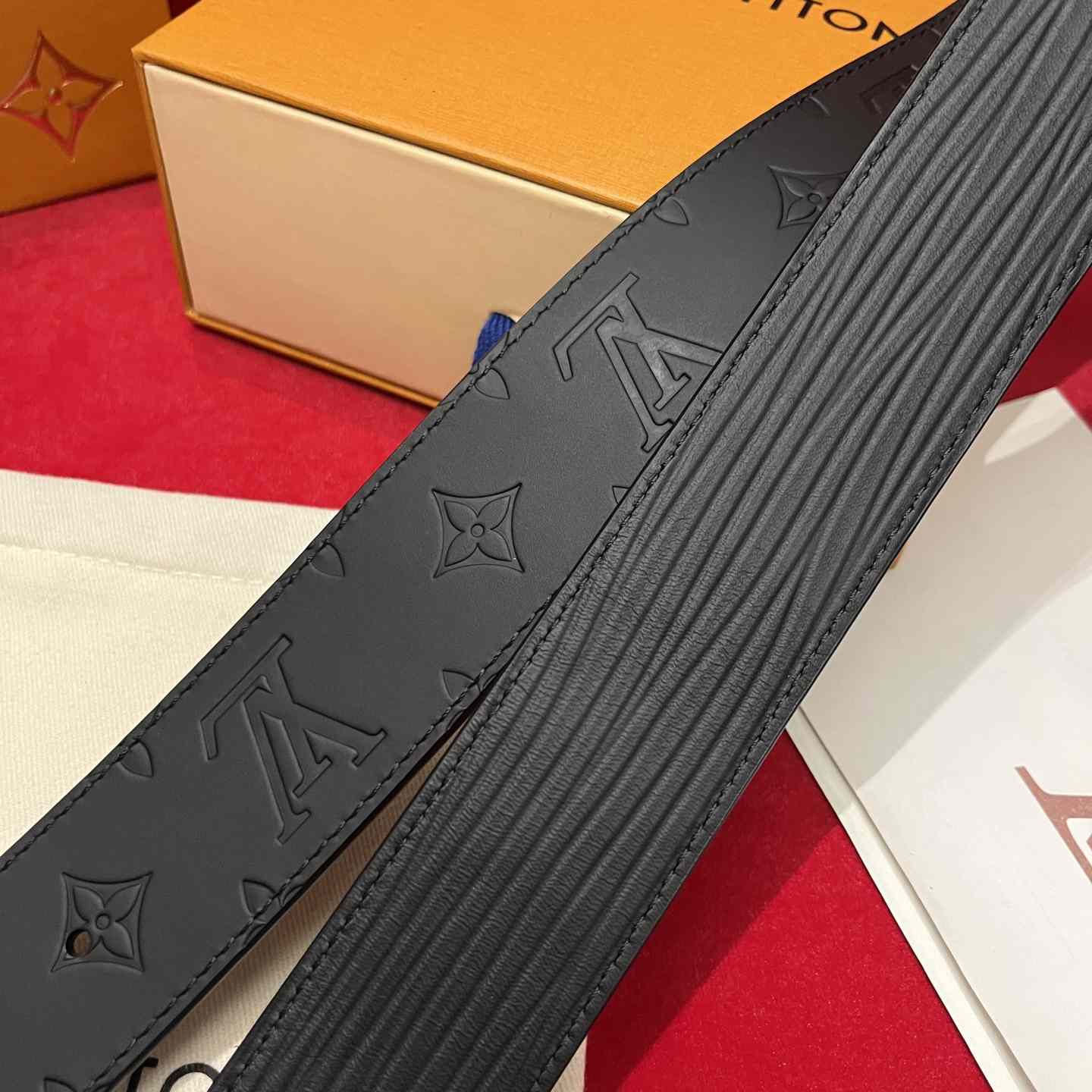 Louis Vuitton Reversible Belt  4cm - EUR FASHION