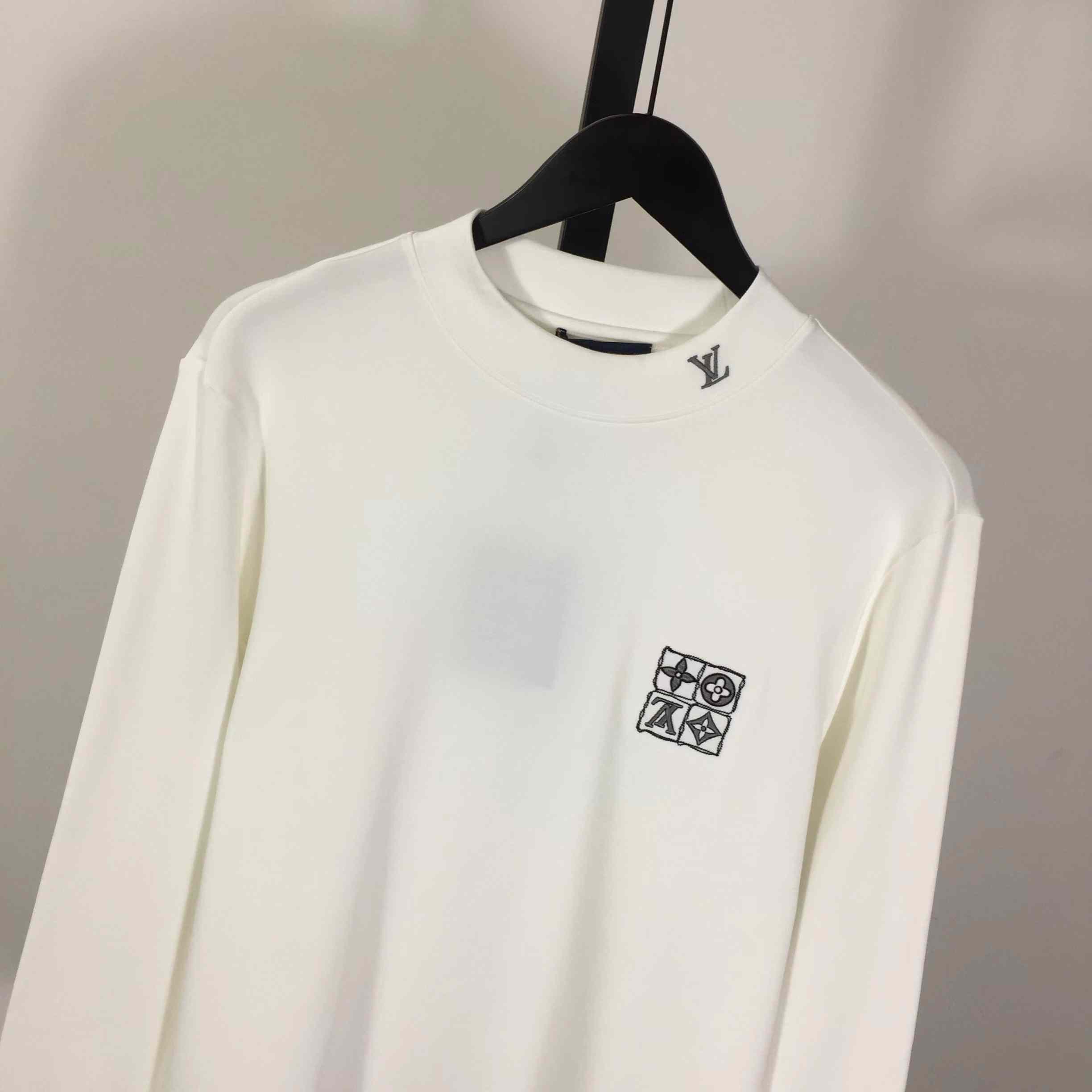 Louis Vuitton Embossed LV Long-Sleeved T-Shirt - EUR FASHION