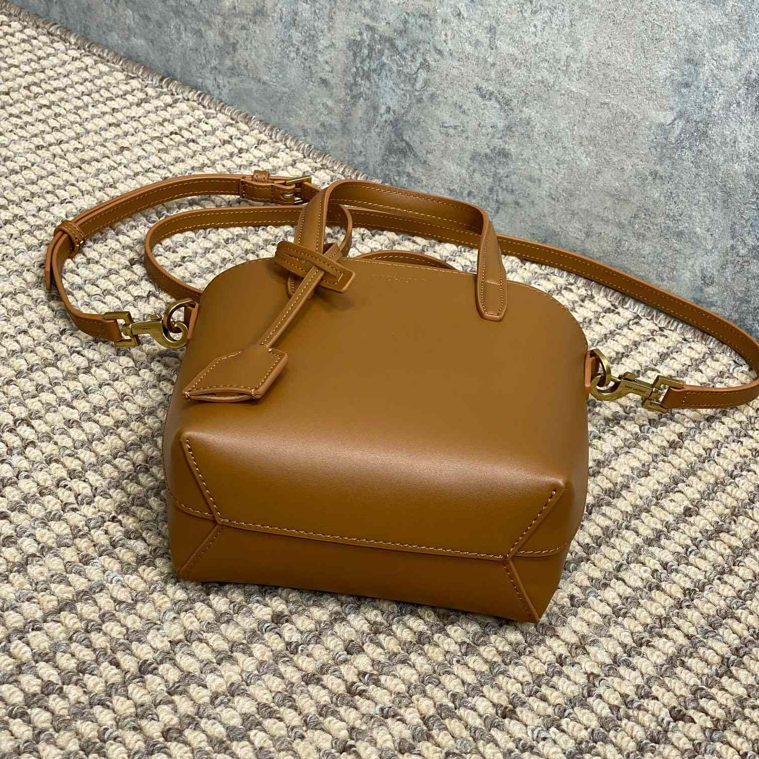 Saint Laurent Mini Toy Shopping Saint Laurent In Box Leather - EUR FASHION