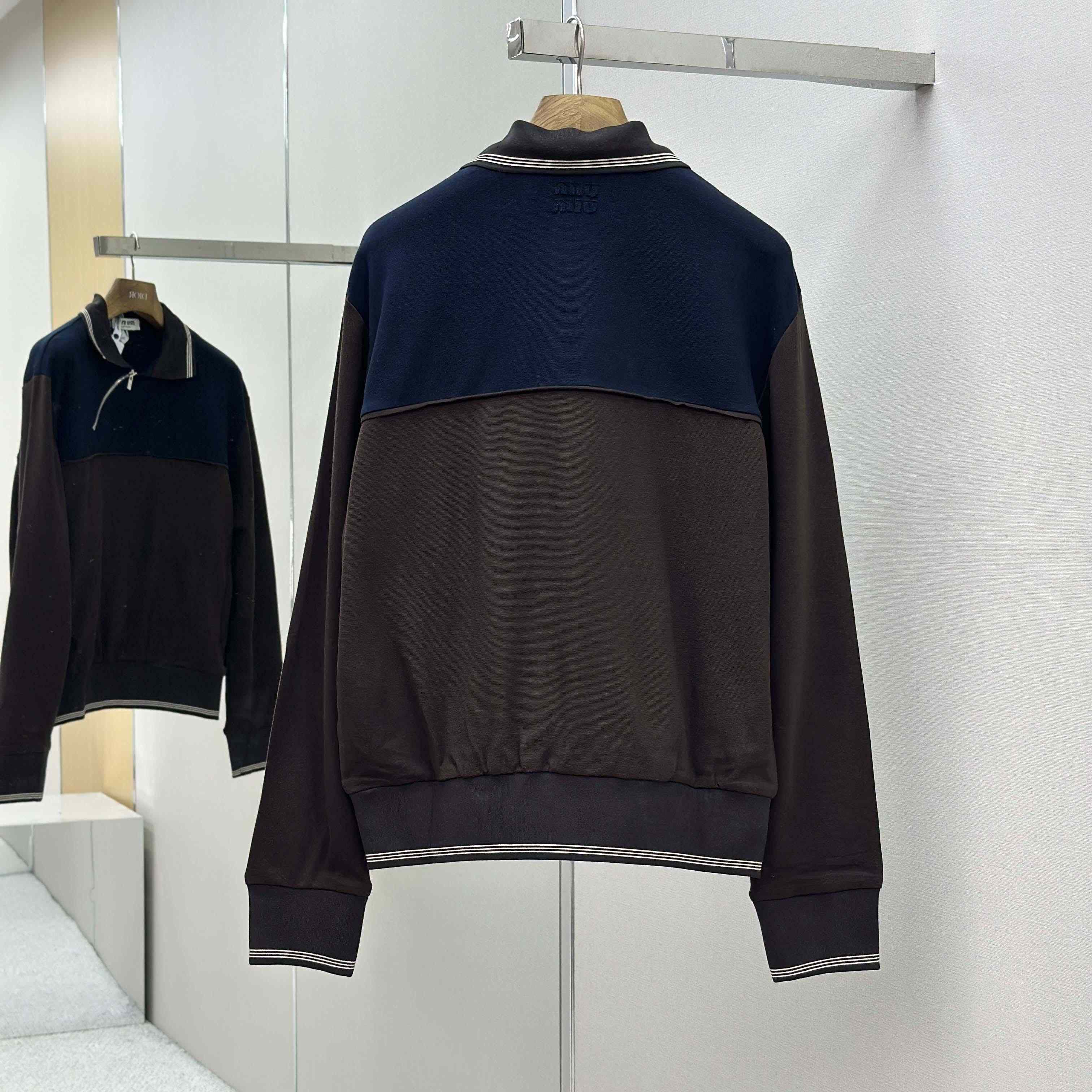 Miu Miu Zipper Sweatshirt - EUR FASHION