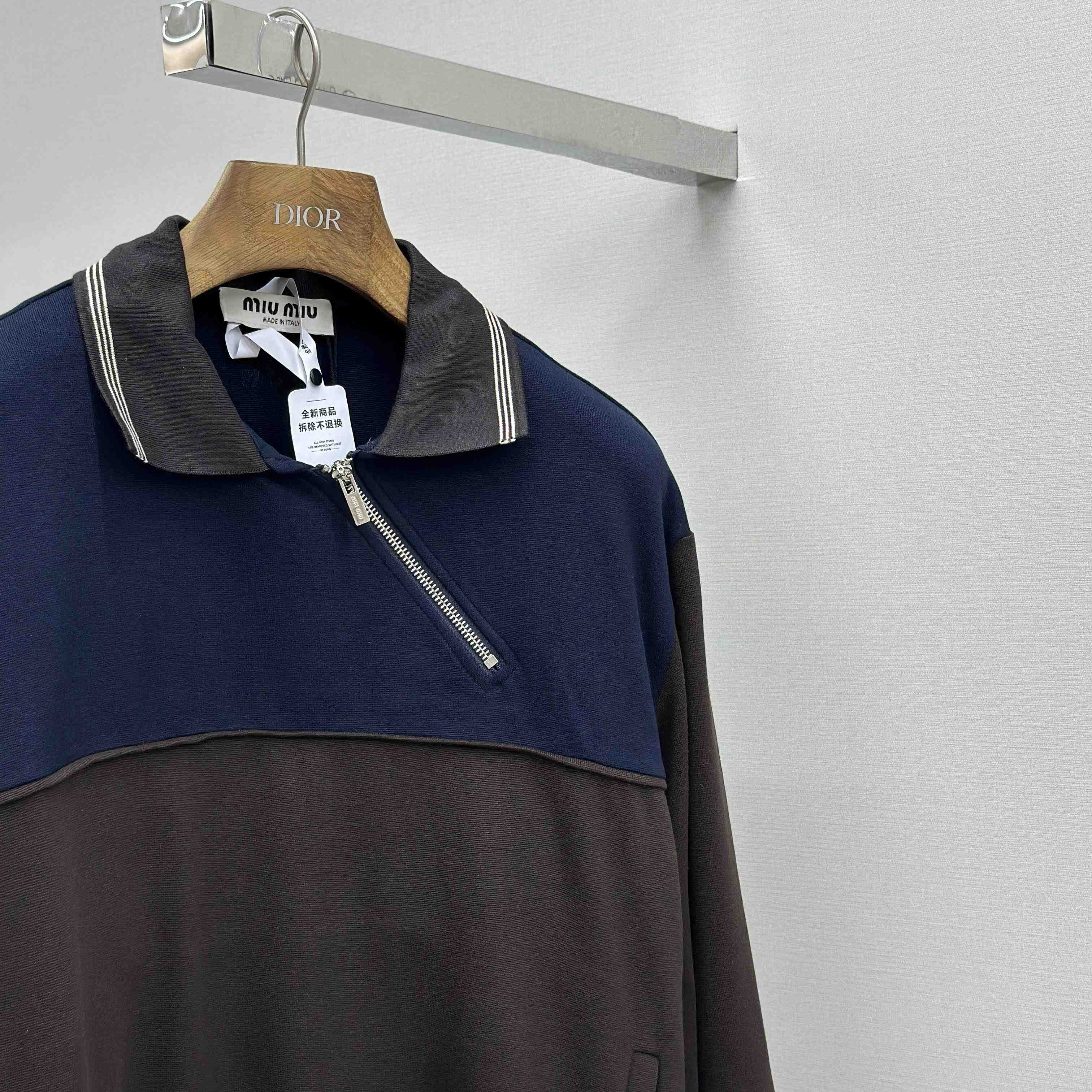 Miu Miu Zipper Sweatshirt - EUR FASHION
