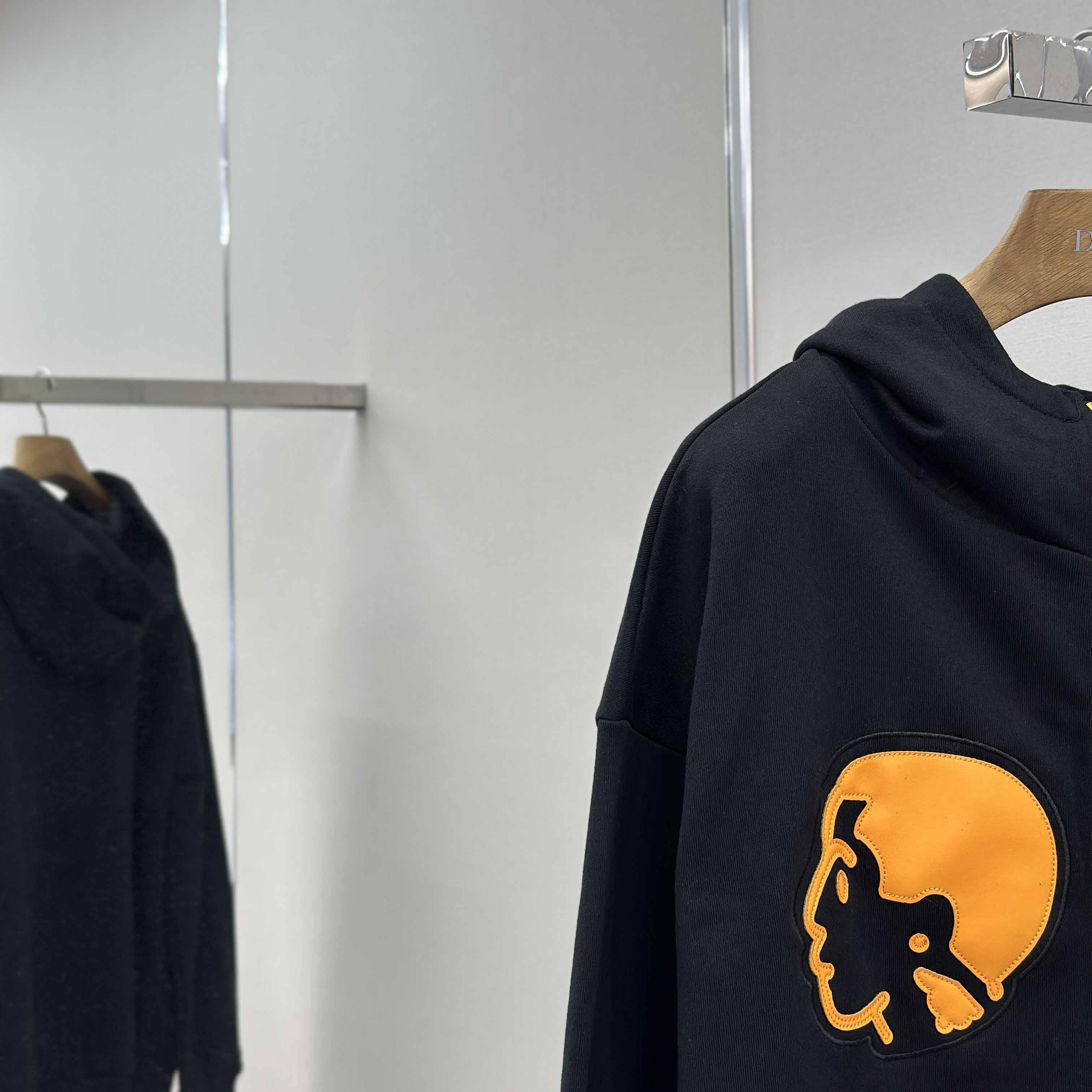 Louis Vuitton Zip Up Hoodie  1AIMQG - EUR FASHION