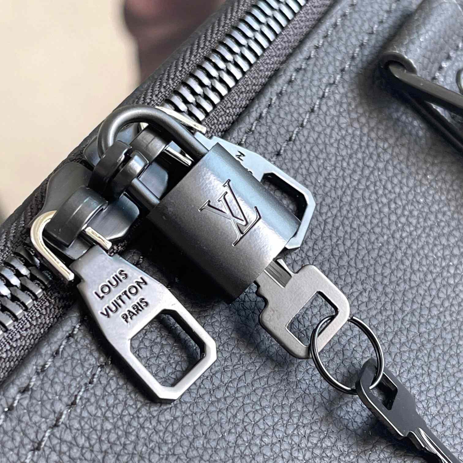 Louis Vuitton Keepall Bandoulière 50   M26118 - EUR FASHION