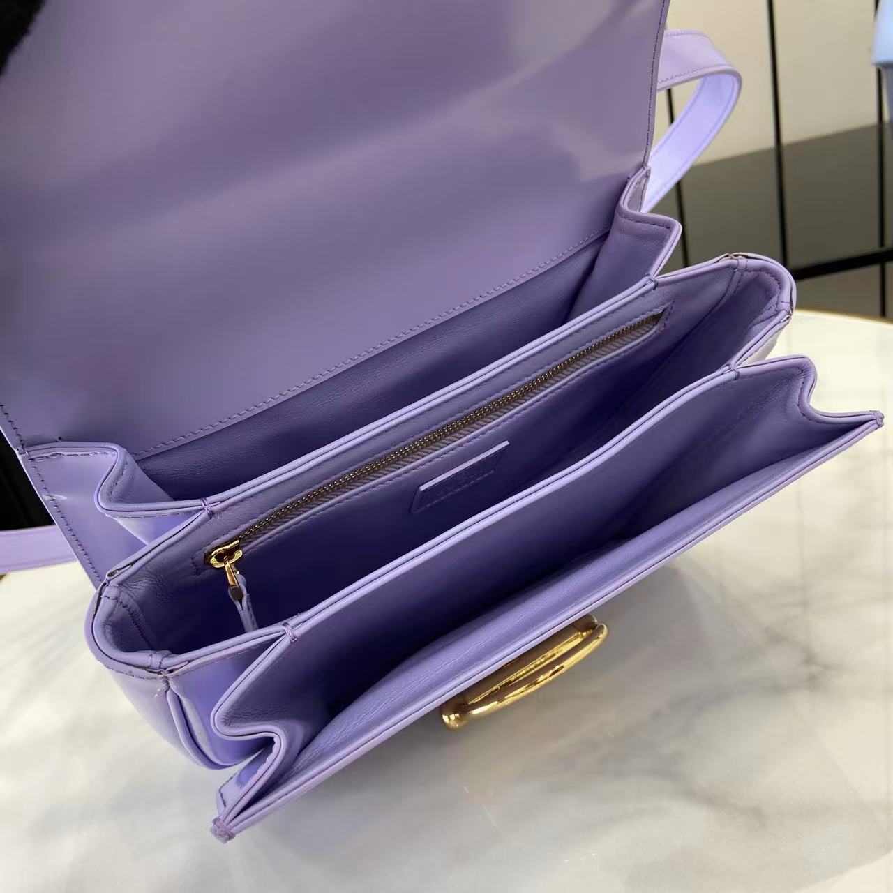 Gucci Siena Small Shoulder Bag - EUR FASHION