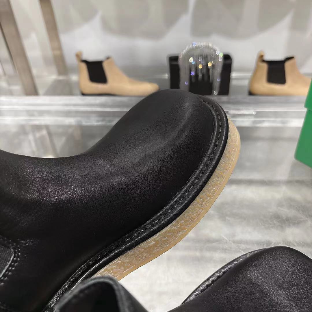 Bottega Veneta Haddock Chelsea Ankle Boot - EUR FASHION