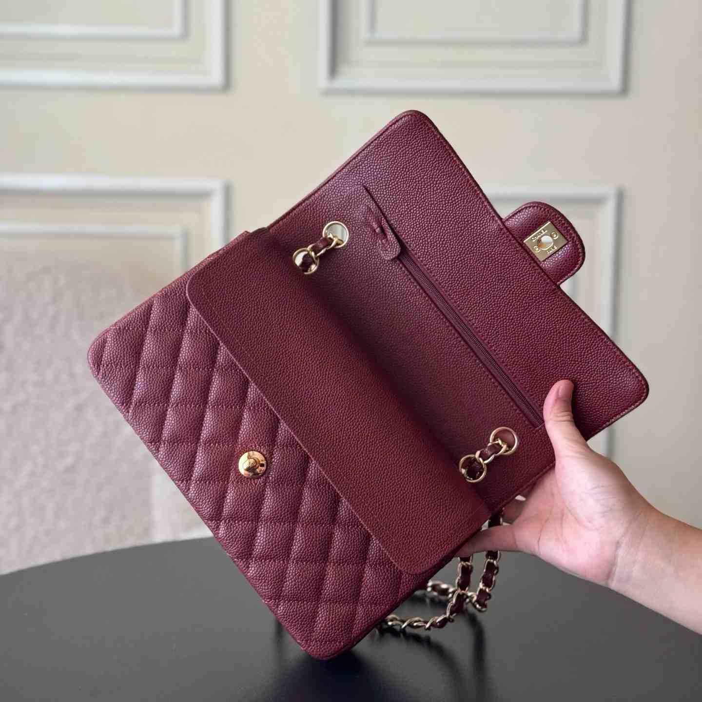 Chanel Flag Bag - EUR FASHION