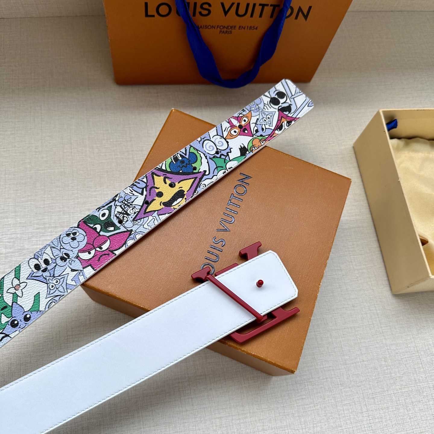Louis Vuitton LV Initiales 40mm Reversible Belt   - EUR FASHION
