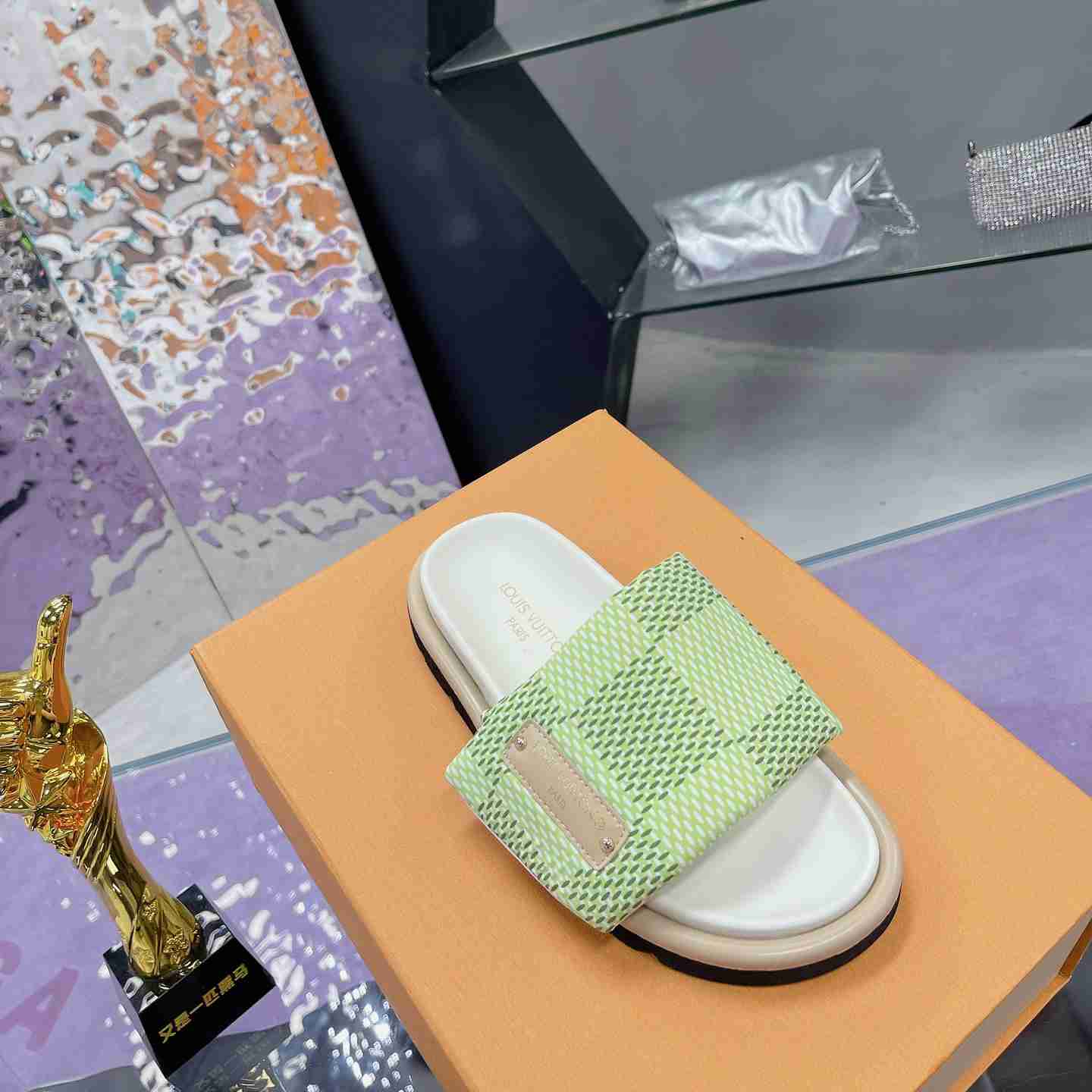 Louis Vuitton Pool Pillow Flat Comfort Mule - EUR FASHION