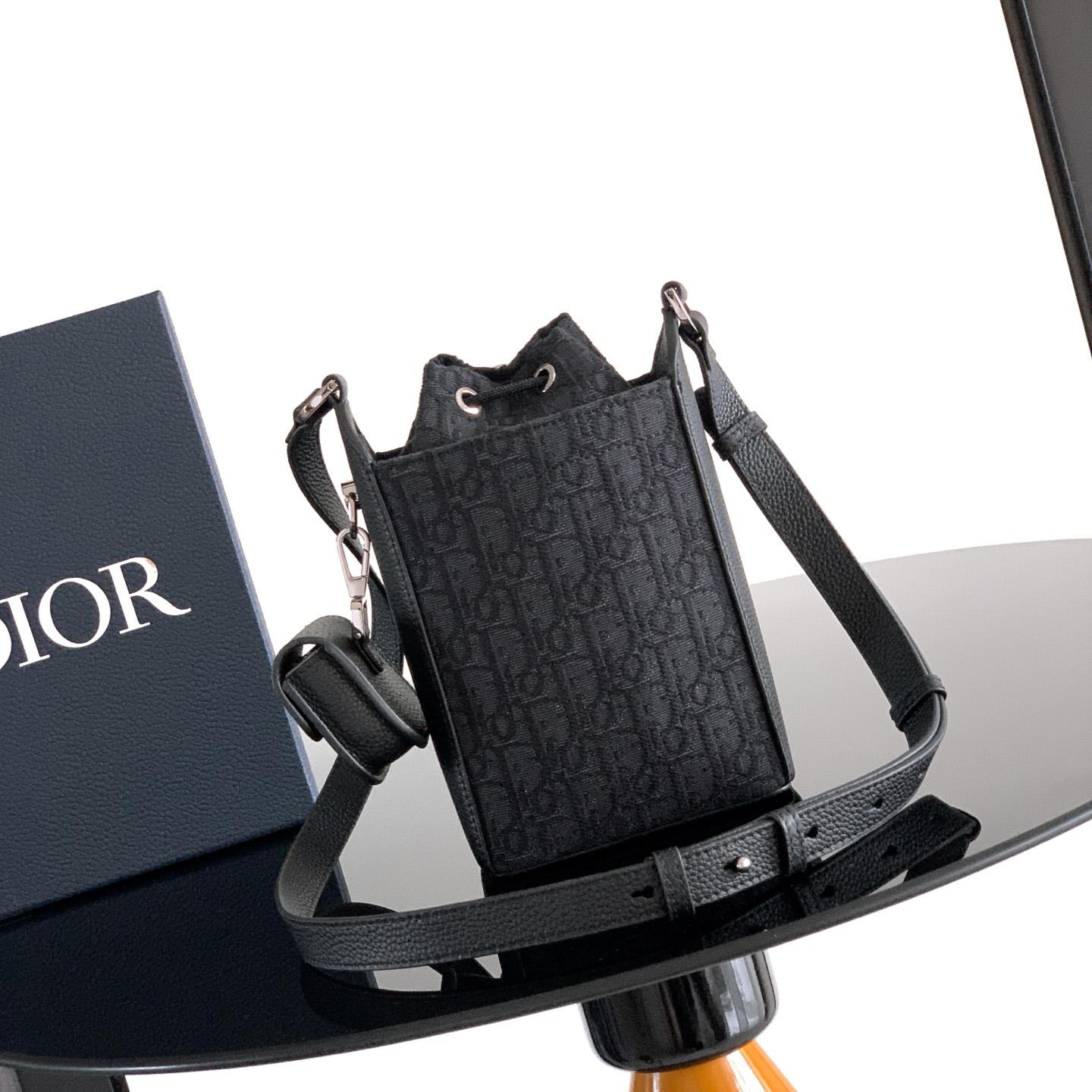 Dior Mini Bucket Bag  - EUR FASHION