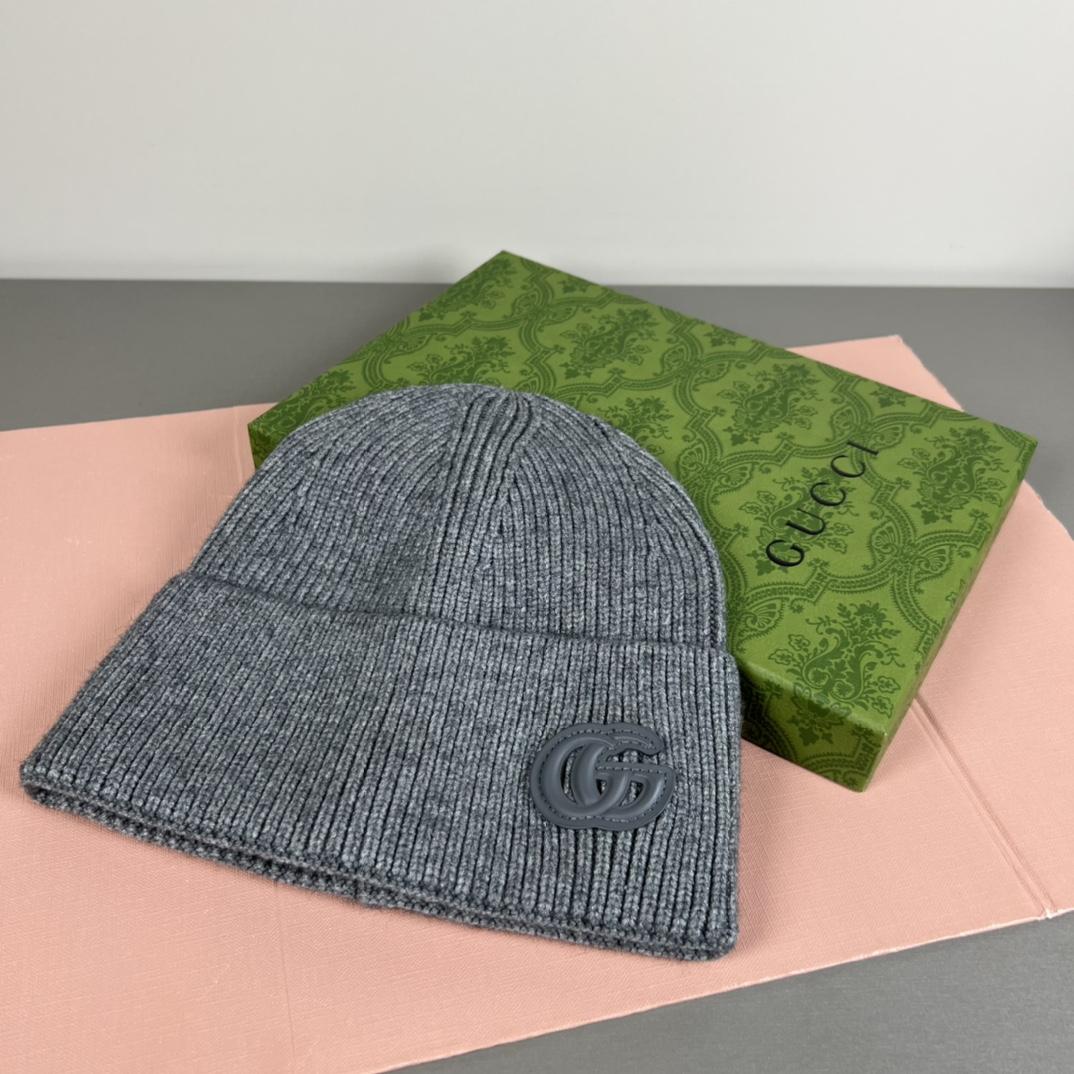 Gucci Cashmere Hat With Patch - EUR FASHION