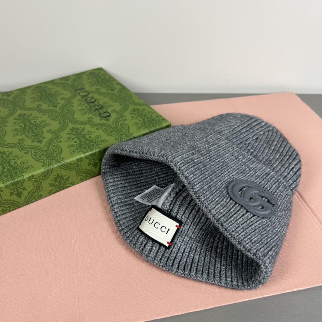 Gucci Cashmere Hat With Patch - EUR FASHION