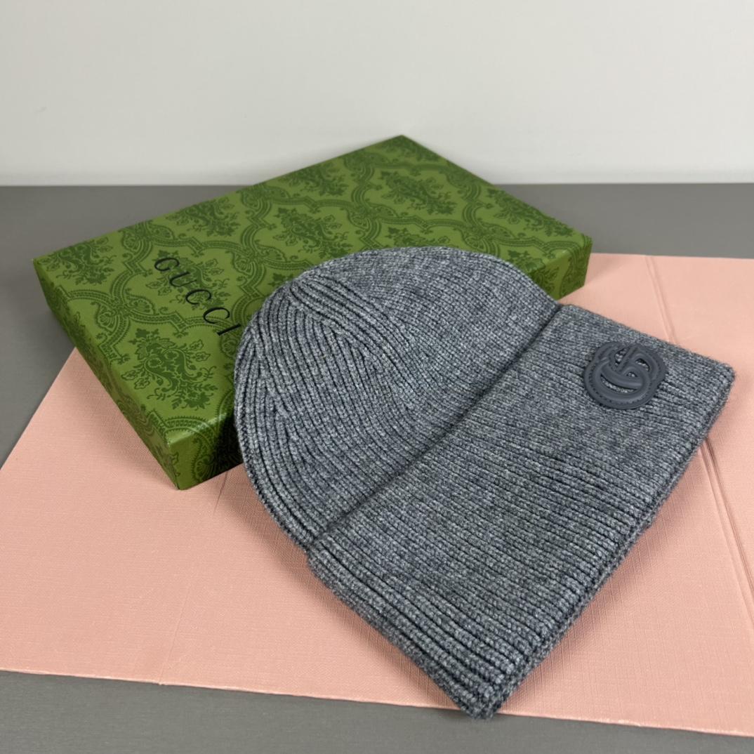 Gucci Cashmere Hat With Patch - EUR FASHION