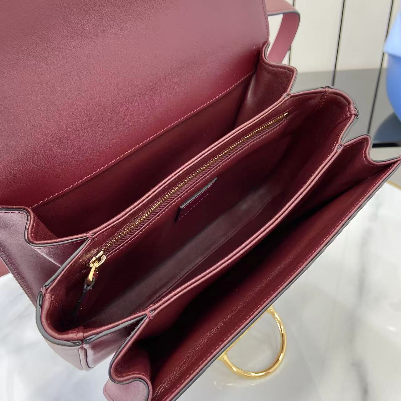 Gucci Siena Small Shoulder Bag - EUR FASHION