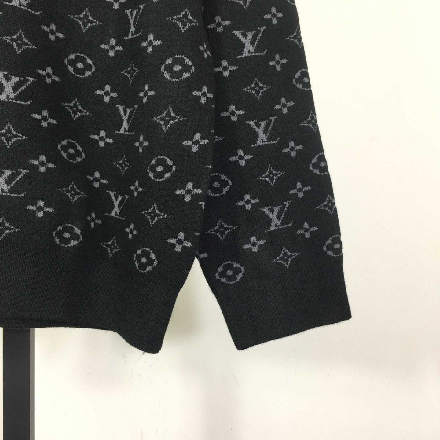 Louis Vuitton Monogram Sweater - EUR FASHION