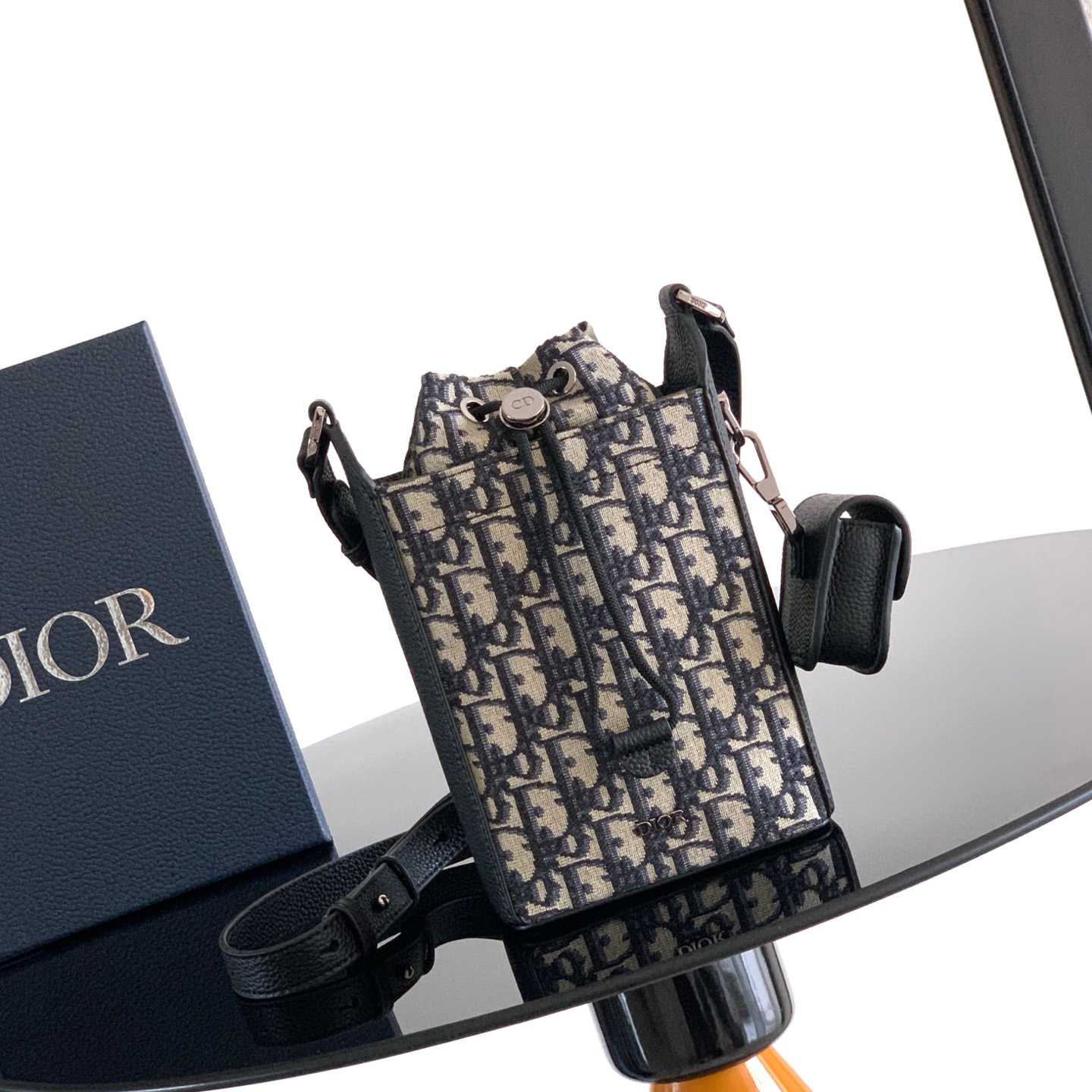 Dior Mini Bucket Bag  - EUR FASHION