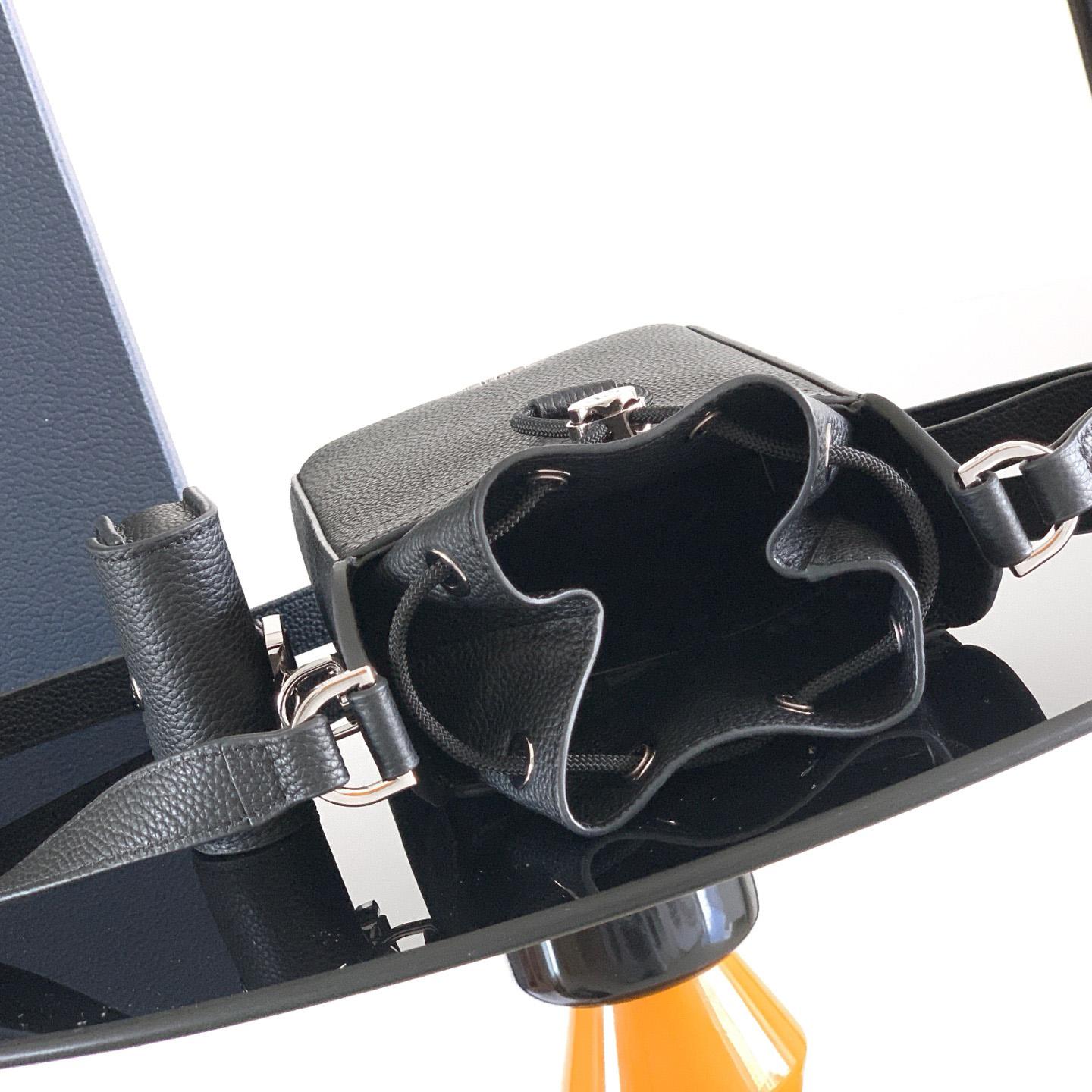 Dior Mini Bucket Bag  - EUR FASHION