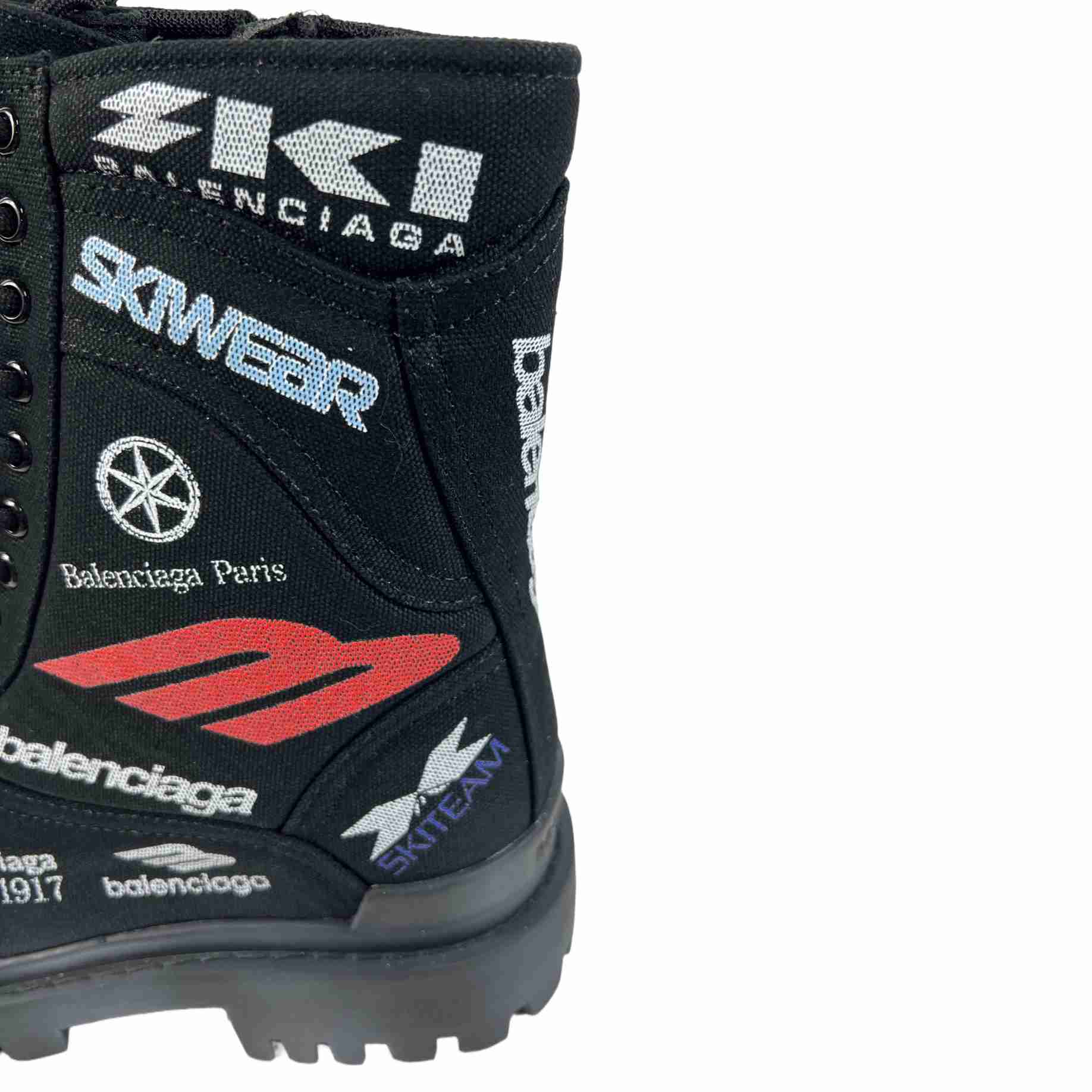 Balenciaga Combat Strike 20MM Boots - EUR FASHION