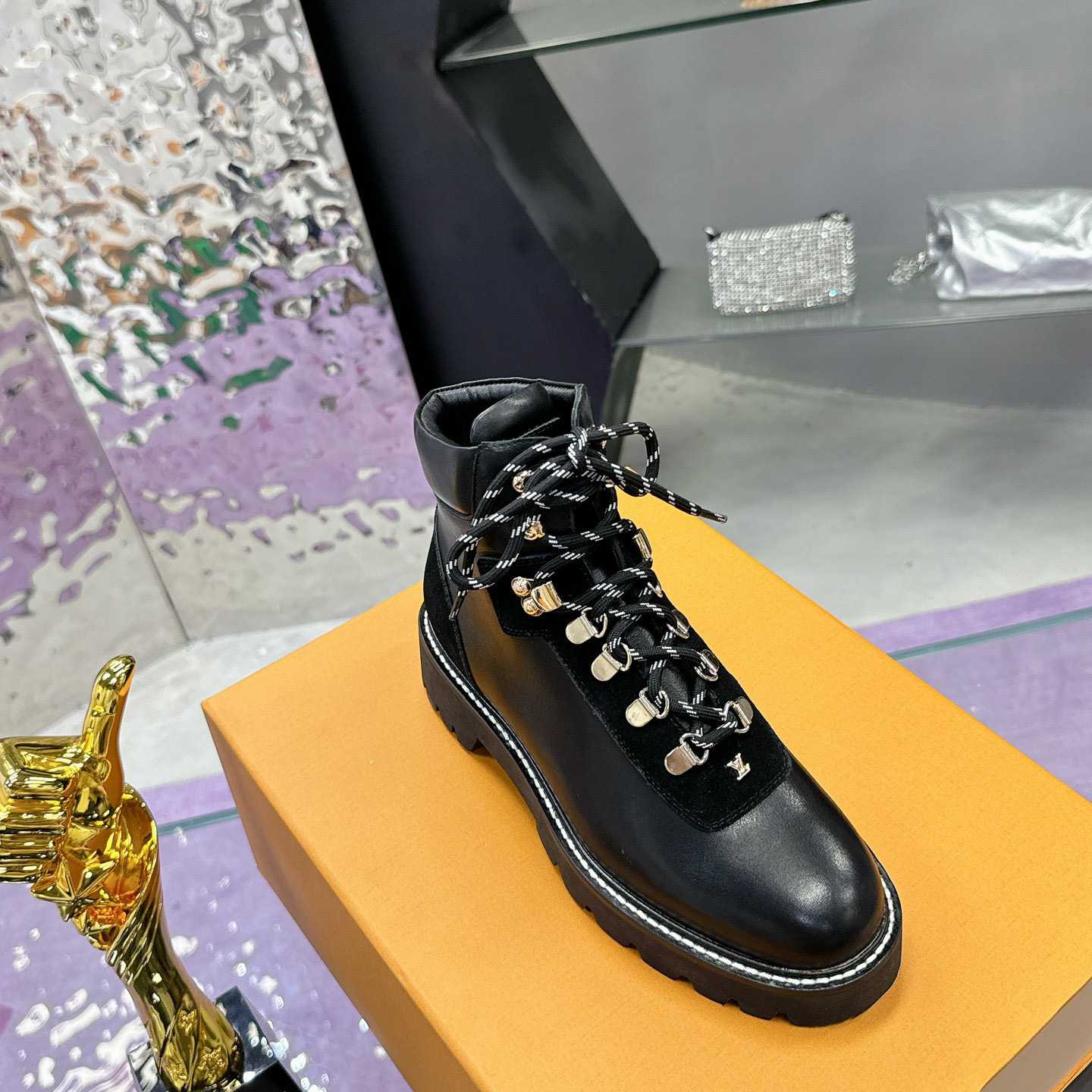 Louis Vuitton Territory Flat Ranger     1ACIBW - EUR FASHION