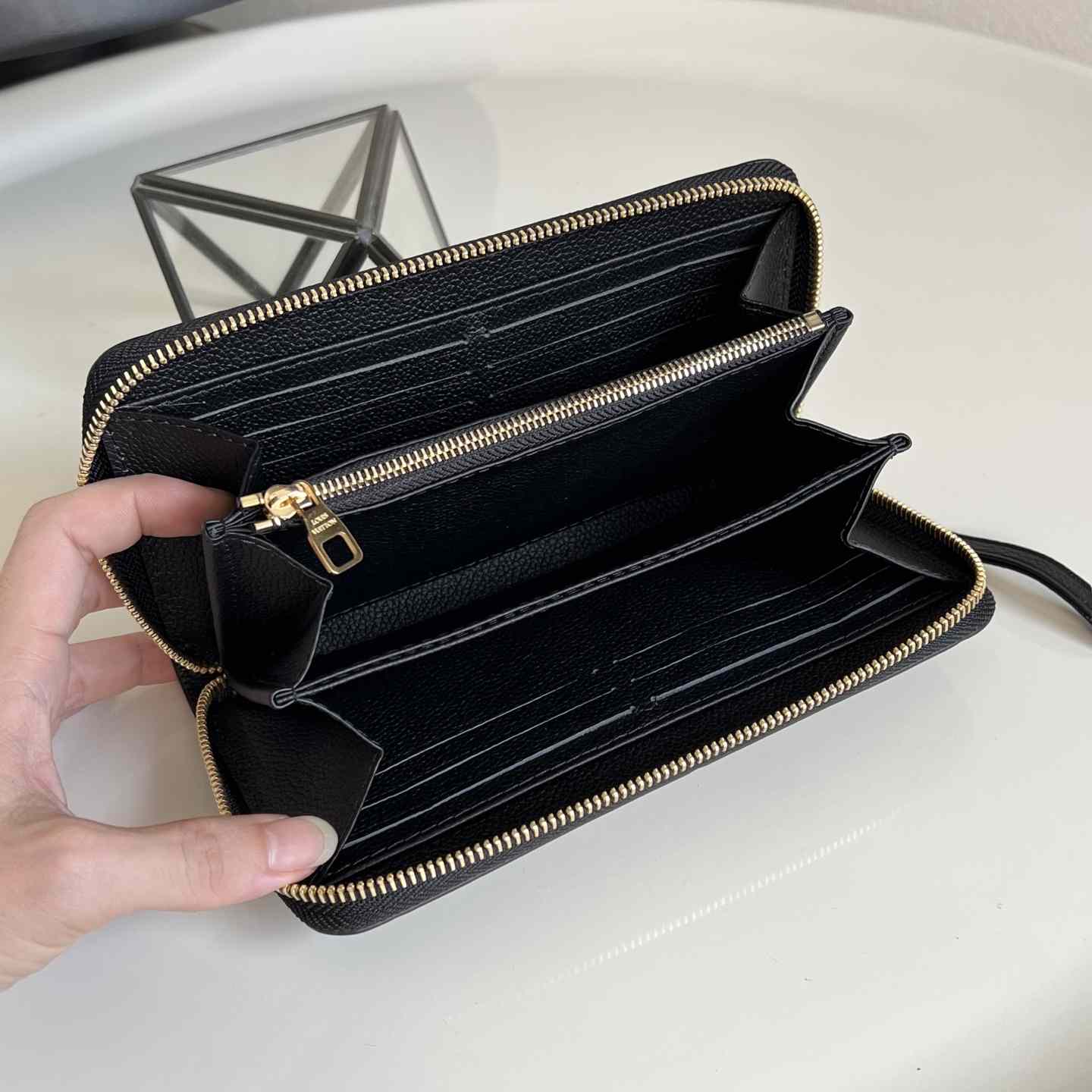 Louis Vuitton Empreinte Zippy Wallet   (19.5X10cm)  m61864 - EUR FASHION