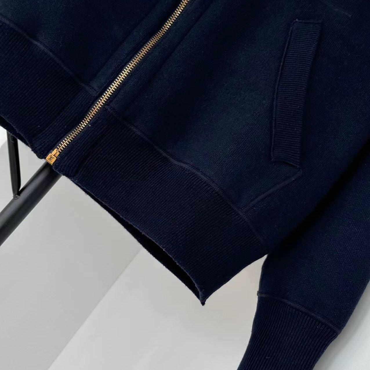 Louis Vuitton Monogram Double Face Reversible Hoodie    1AIJZ5 - EUR FASHION