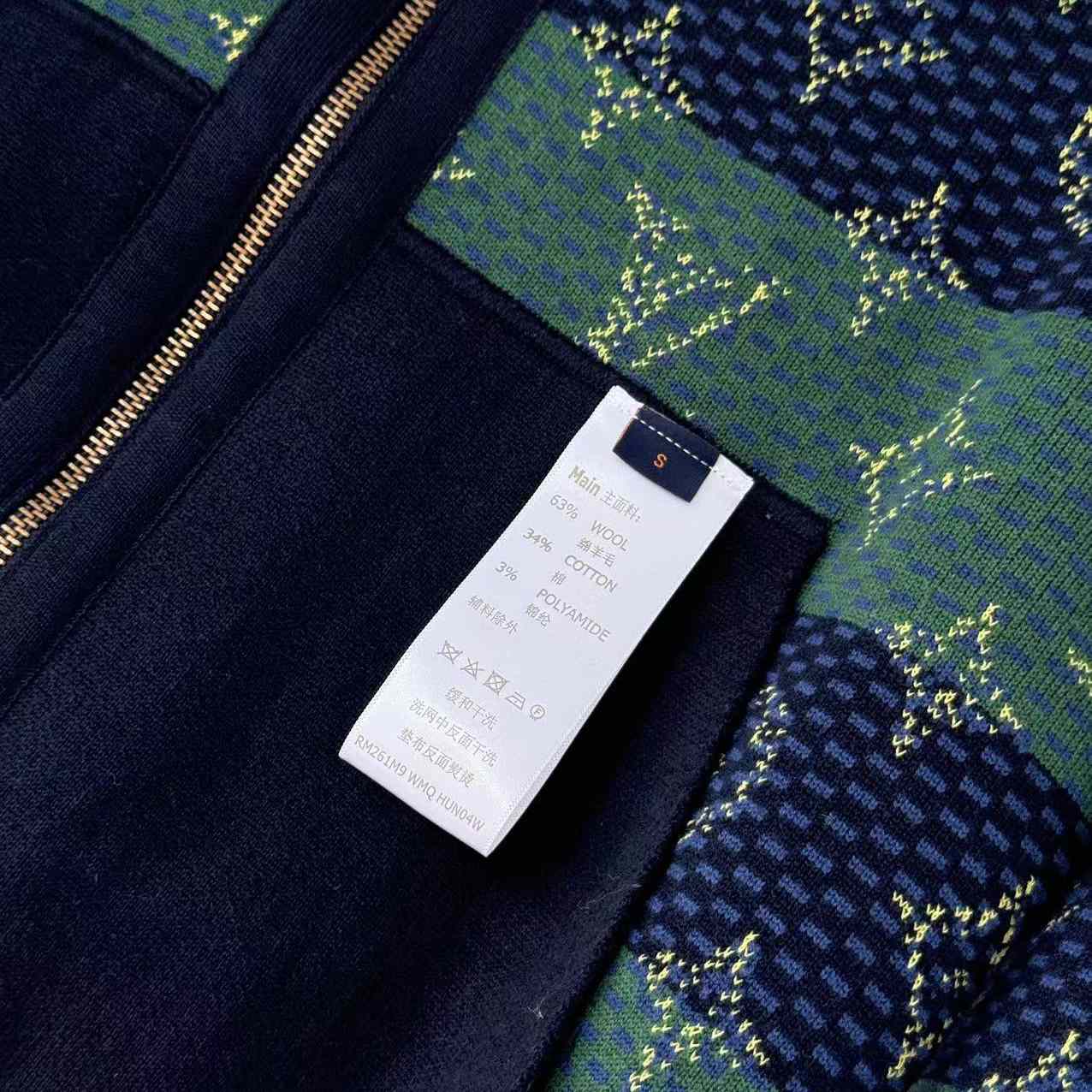 Louis Vuitton Monogram Double Face Reversible Hoodie    1AIJZ5 - EUR FASHION