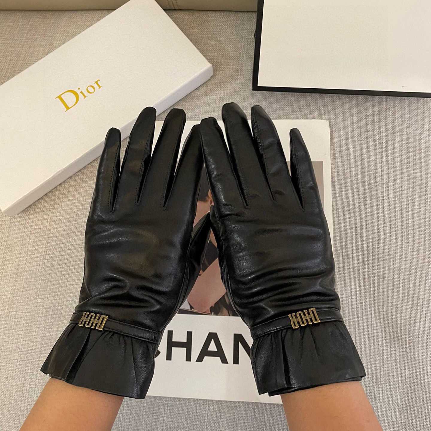 Dior Women's Gloves  - EUR FASHION