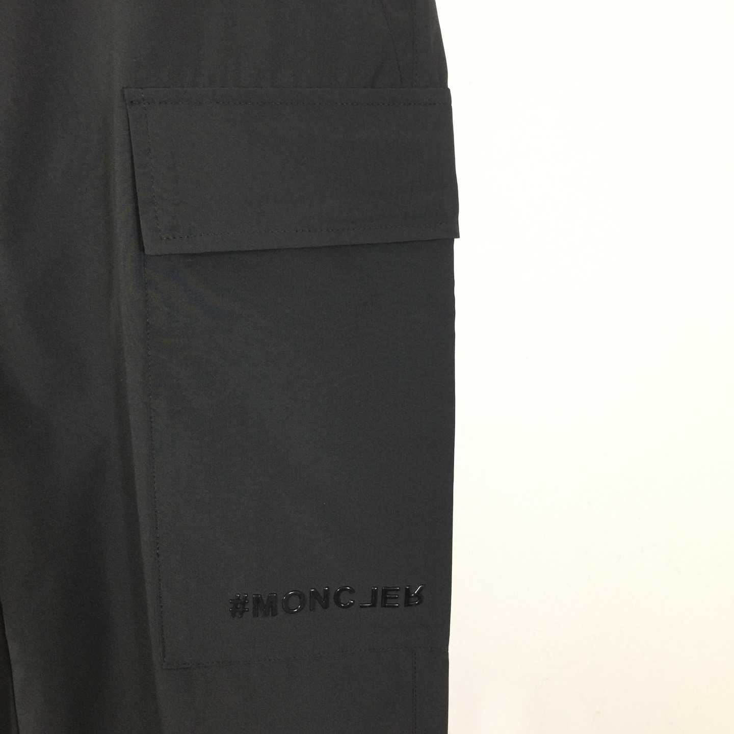 Moncler Trousers - EUR FASHION
