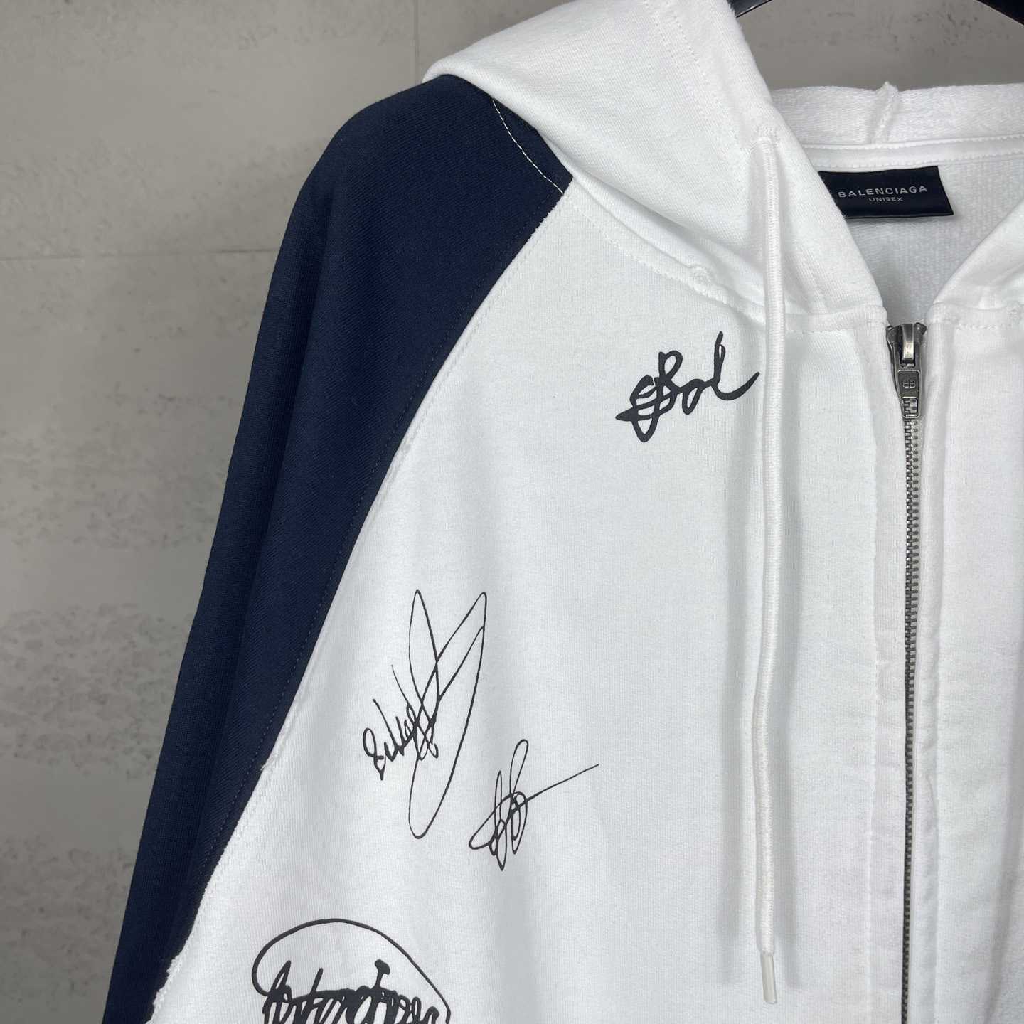 Balenciaga Banana Raglan Oversized Zip-Up Hoodie  - EUR FASHION