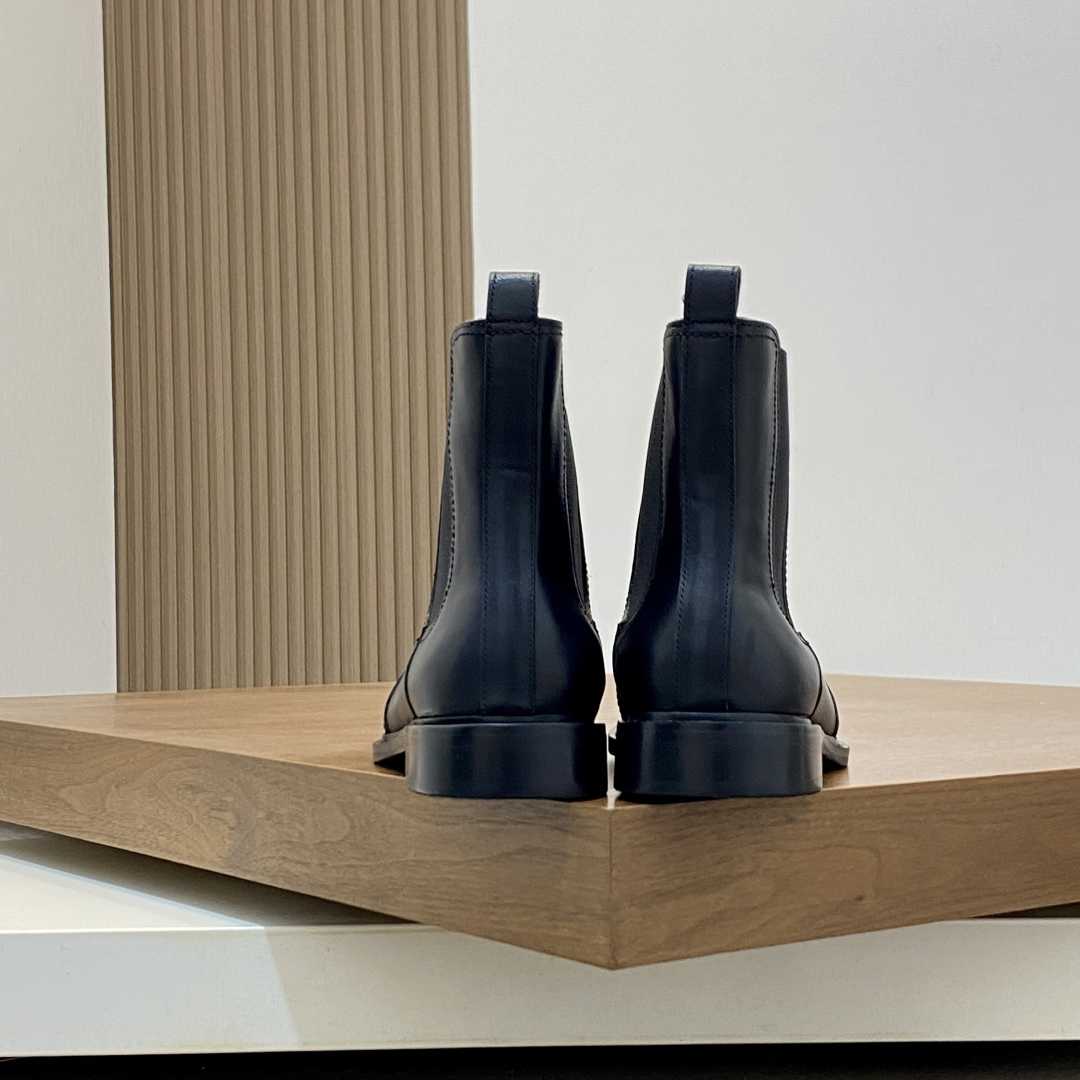 Gucci Leather Ankle Boots - EUR FASHION