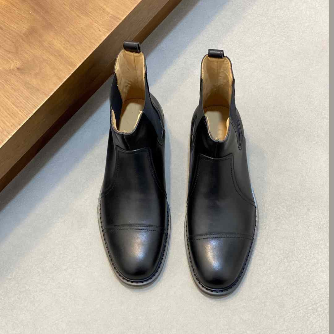 Gucci Leather Ankle Boots - EUR FASHION