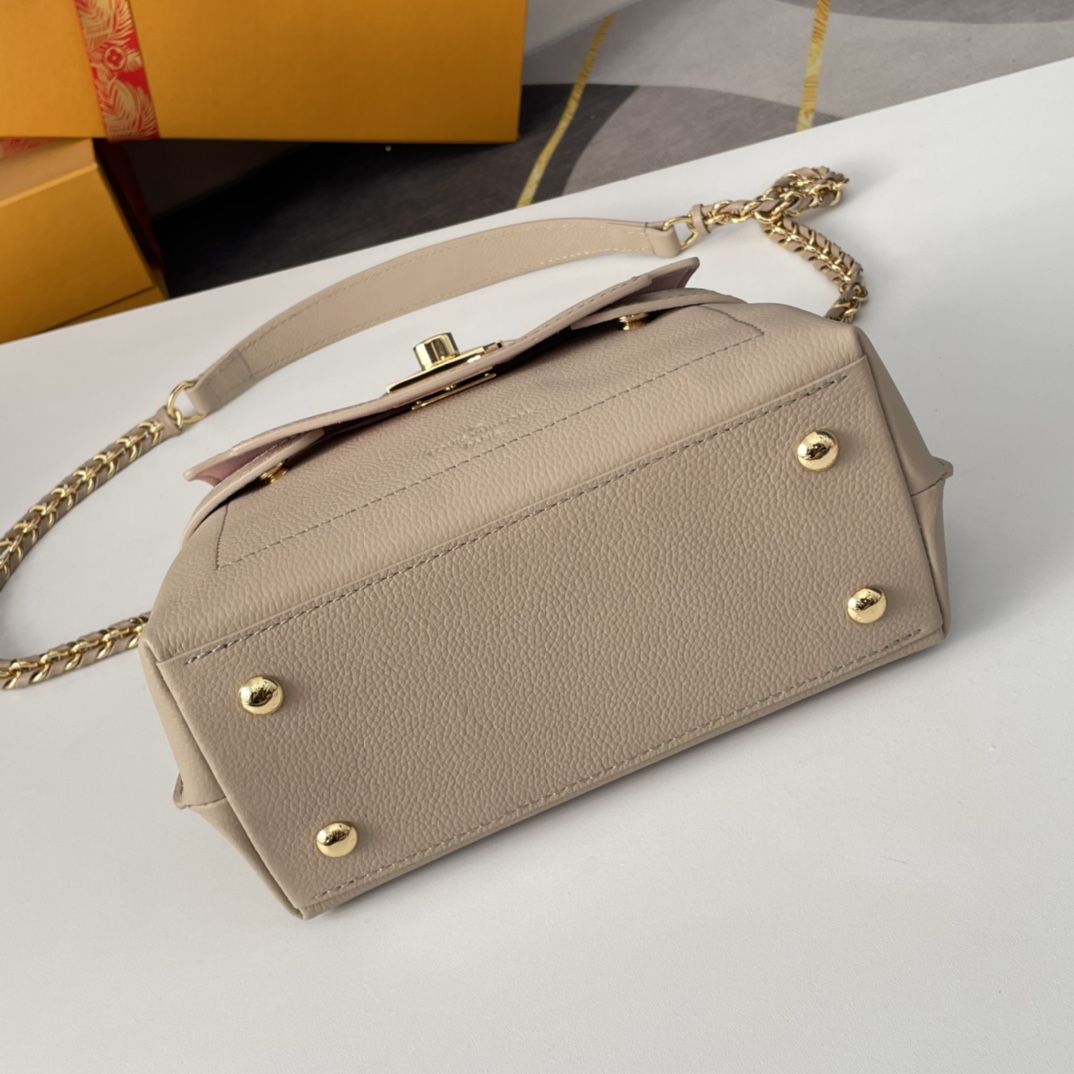 Louis Vuitton Greige Leather LockMe Ever Mini Bag    M21052 - EUR FASHION