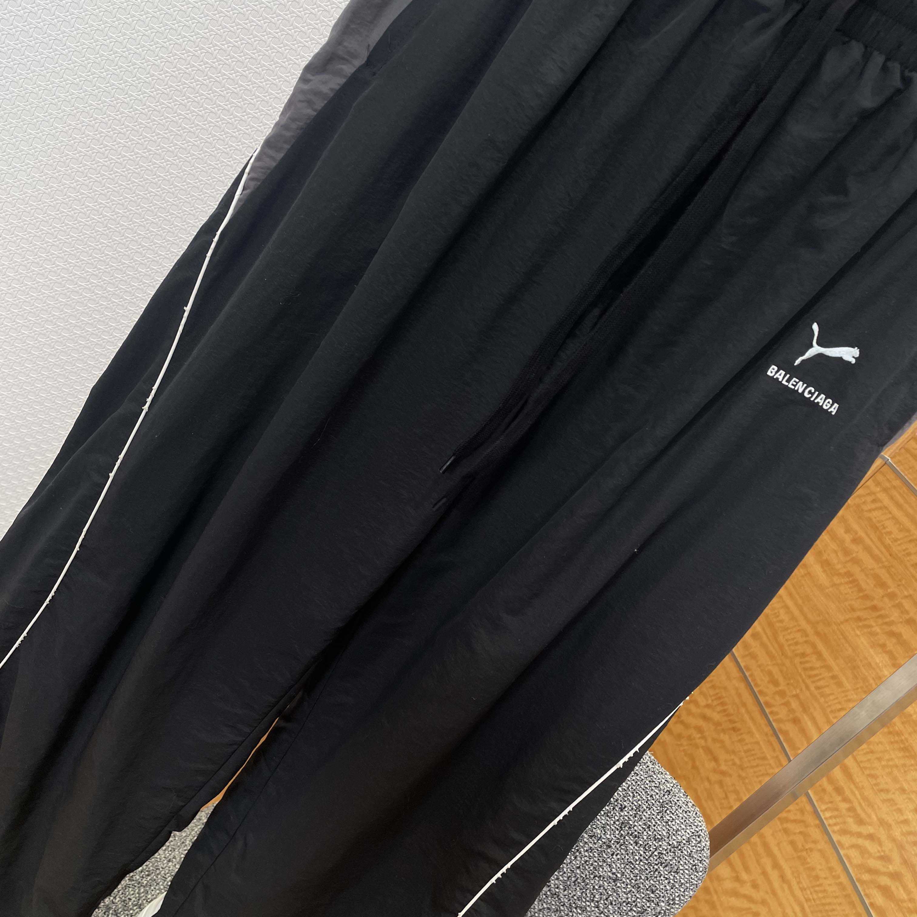 Balenciaga I PUMA Tracksuit Pants  - EUR FASHION