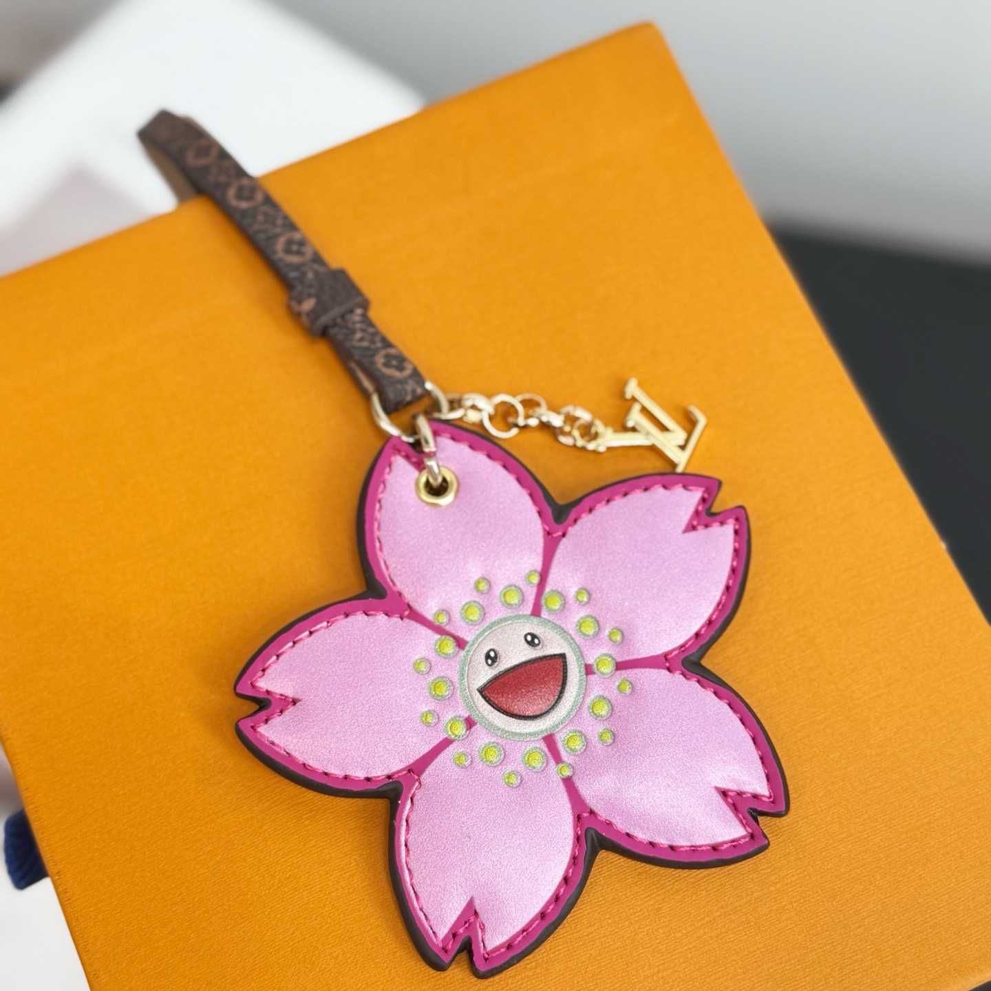 Louis Vuitton x Takashi Murakami bag charm - EUR FASHION