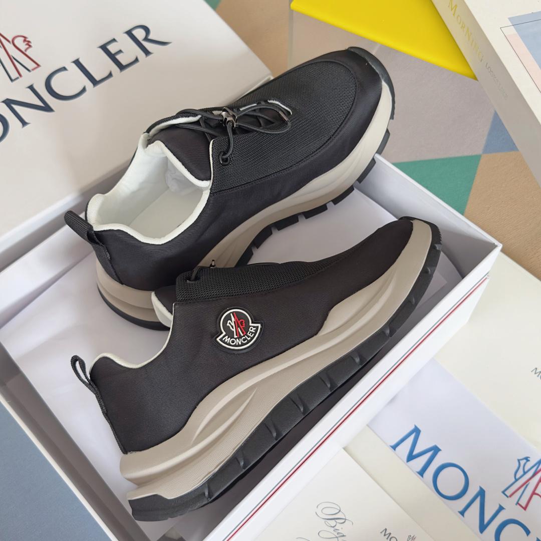 Moncler Sneakers - EUR FASHION