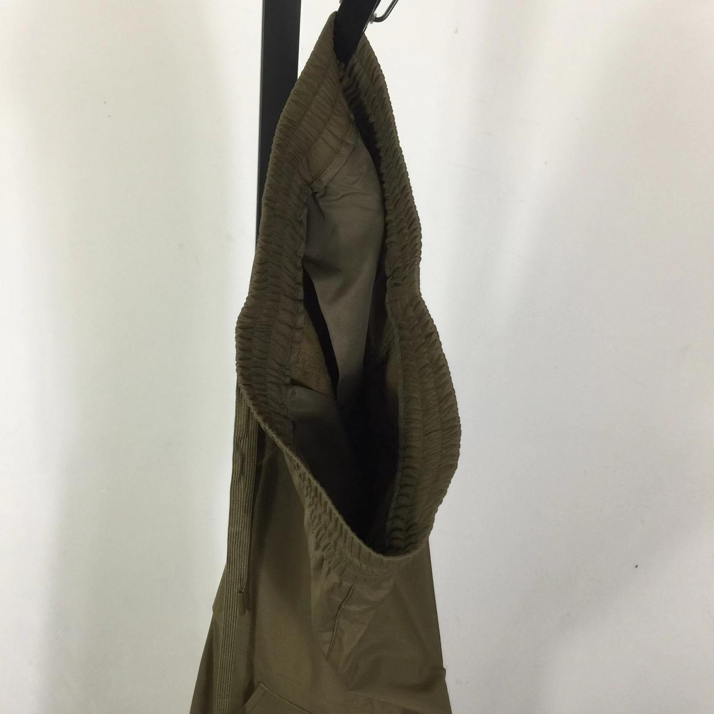 Moncler Trousers - EUR FASHION