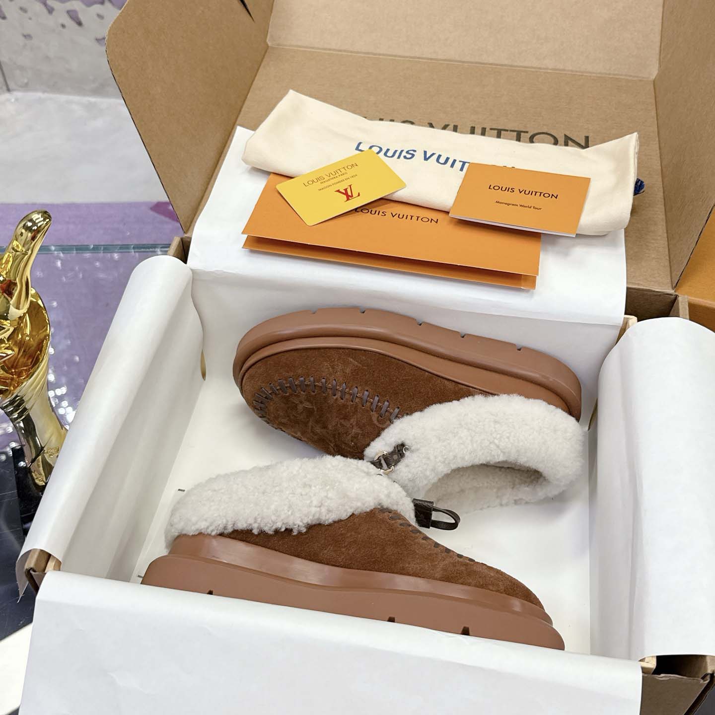 Louis Vuitton Cortina Closed Mule   1AITIN - EUR FASHION