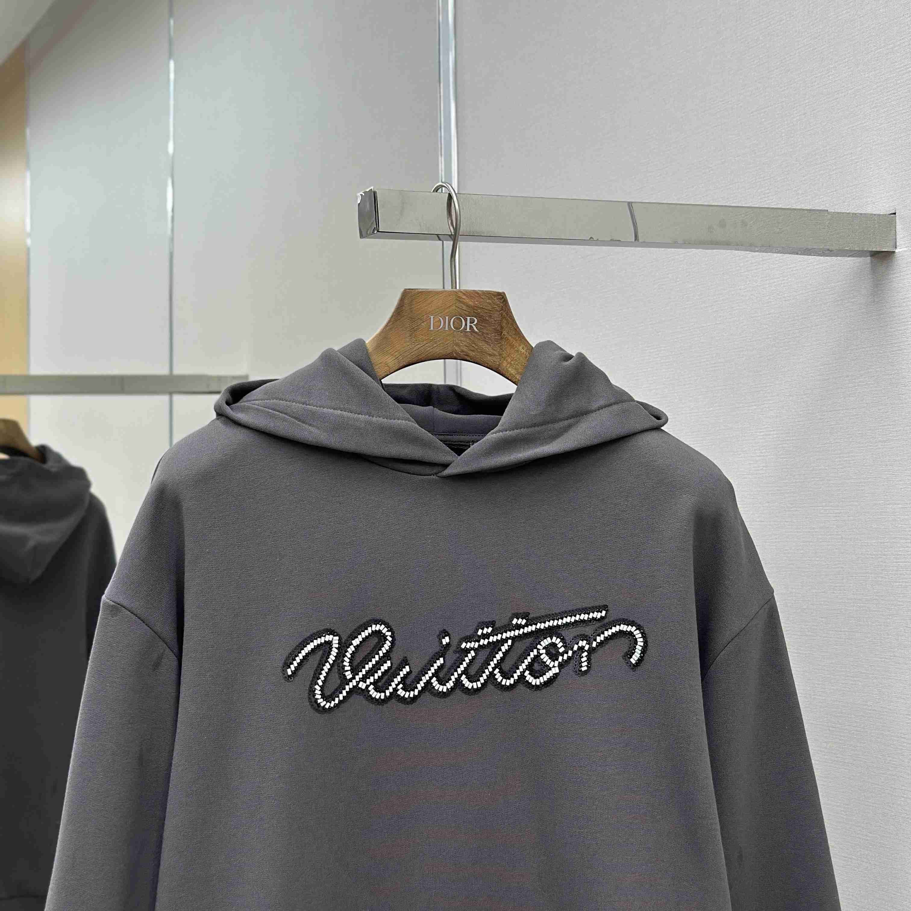 Louis Vuitton Embellished Signature Hoodie   1AJCFS - EUR FASHION