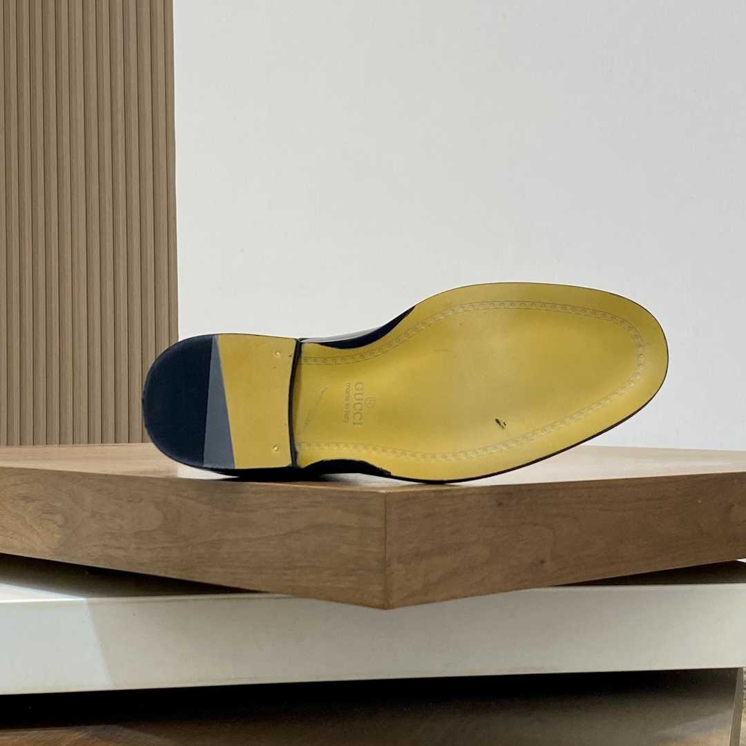 Gucci Men's Leather Lace-Up Boots - EUR FASHION