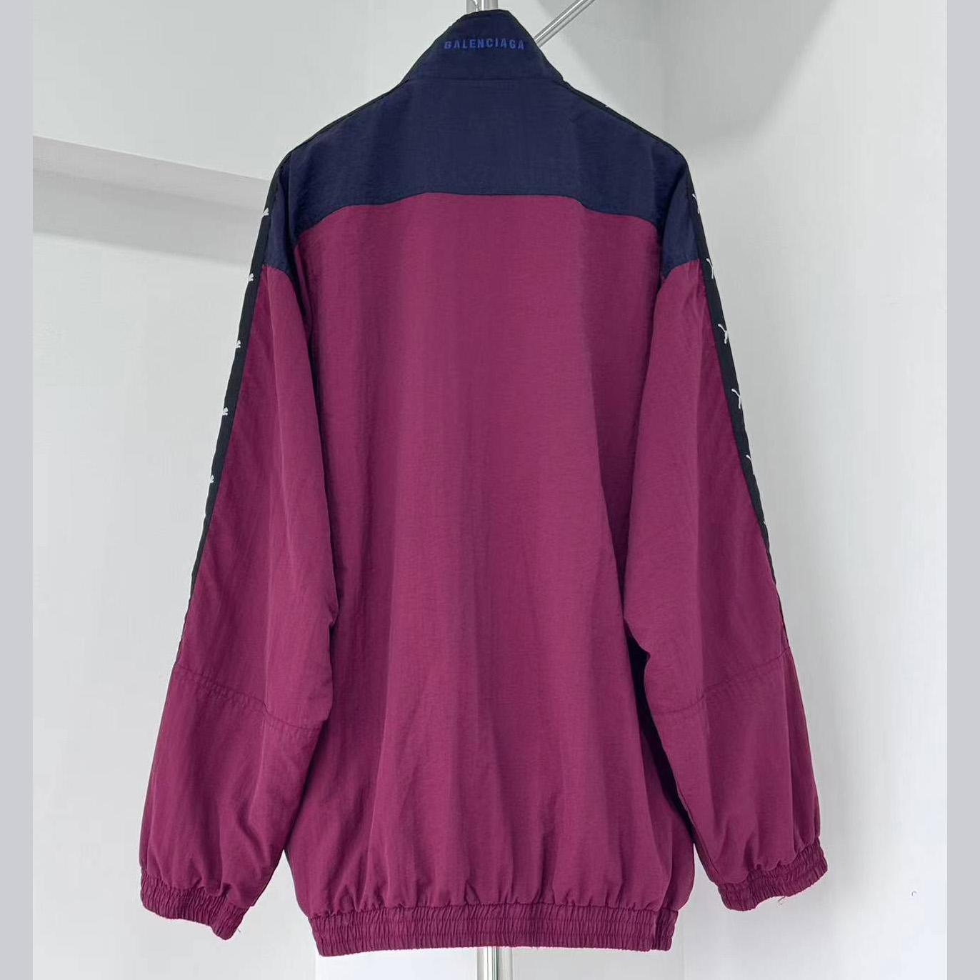 Balenciaga I PUMA Tracksuit Jacket in burgundy - EUR FASHION