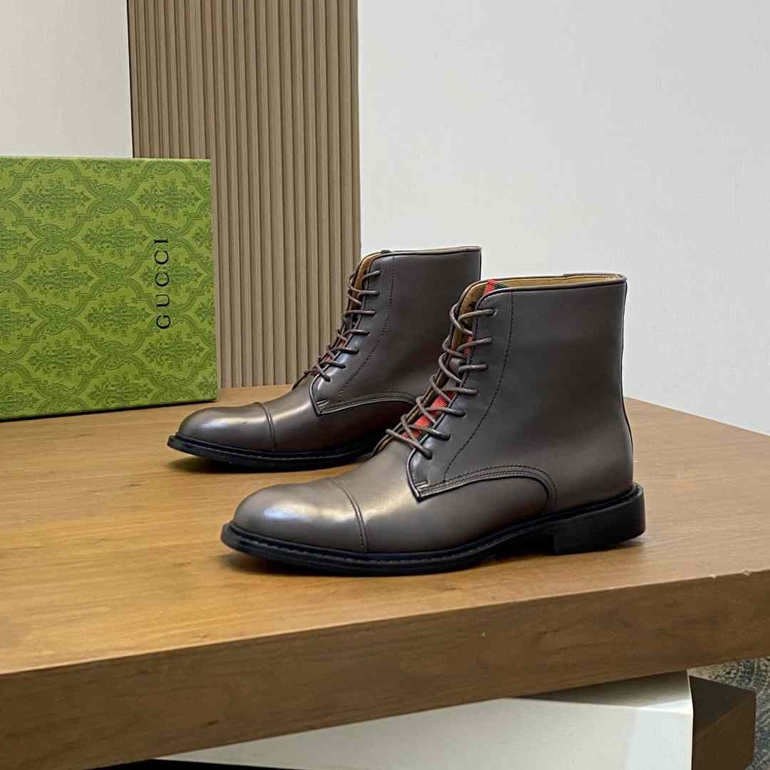 Gucci Men's Leather Lace-Up Boots - EUR FASHION