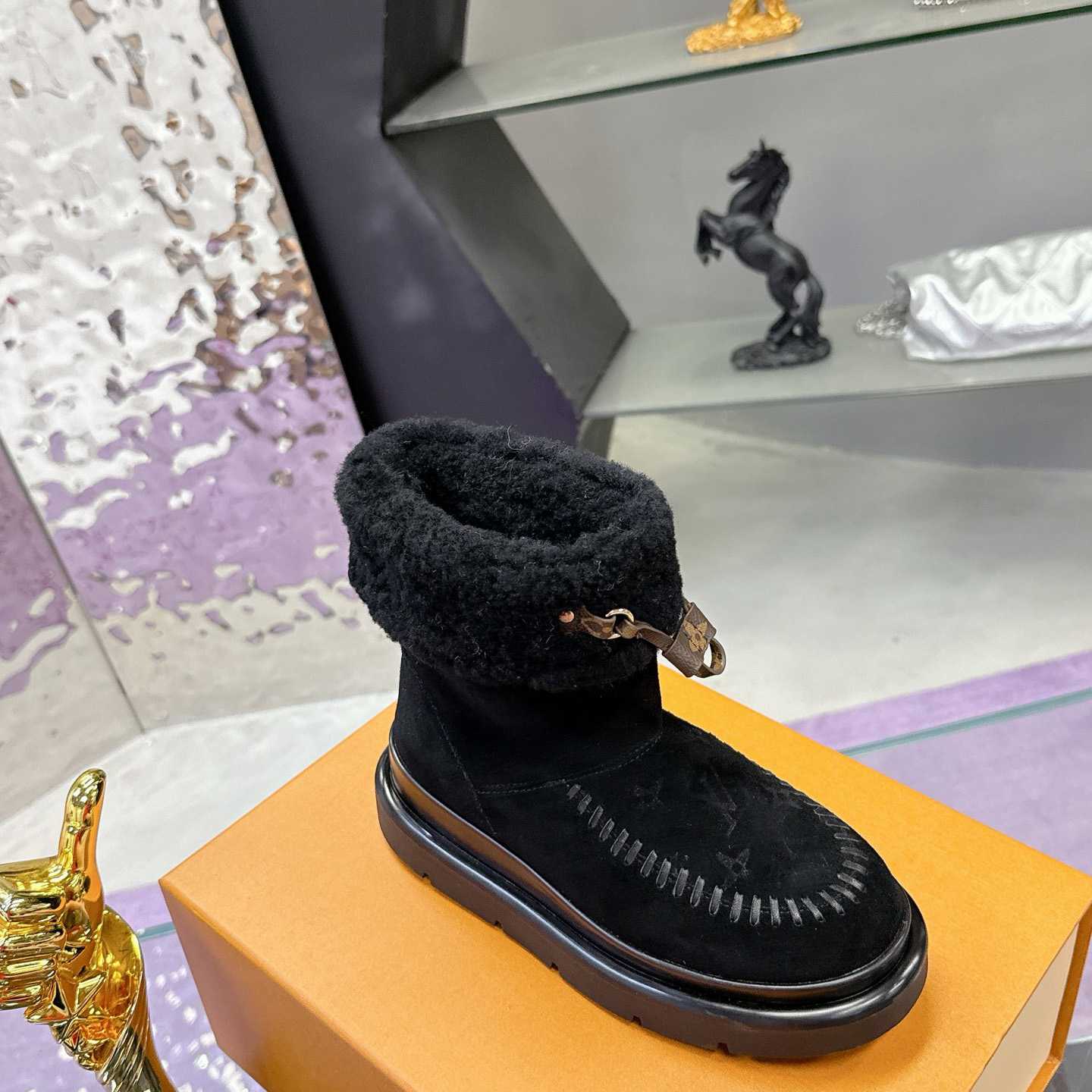 Louis Vuitton Cortina Ankle Boot   1AIUEG - EUR FASHION