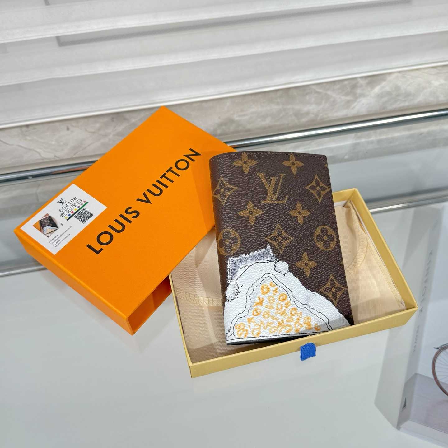 Louis Vuitton Passport Cover   M25753 - EUR FASHION