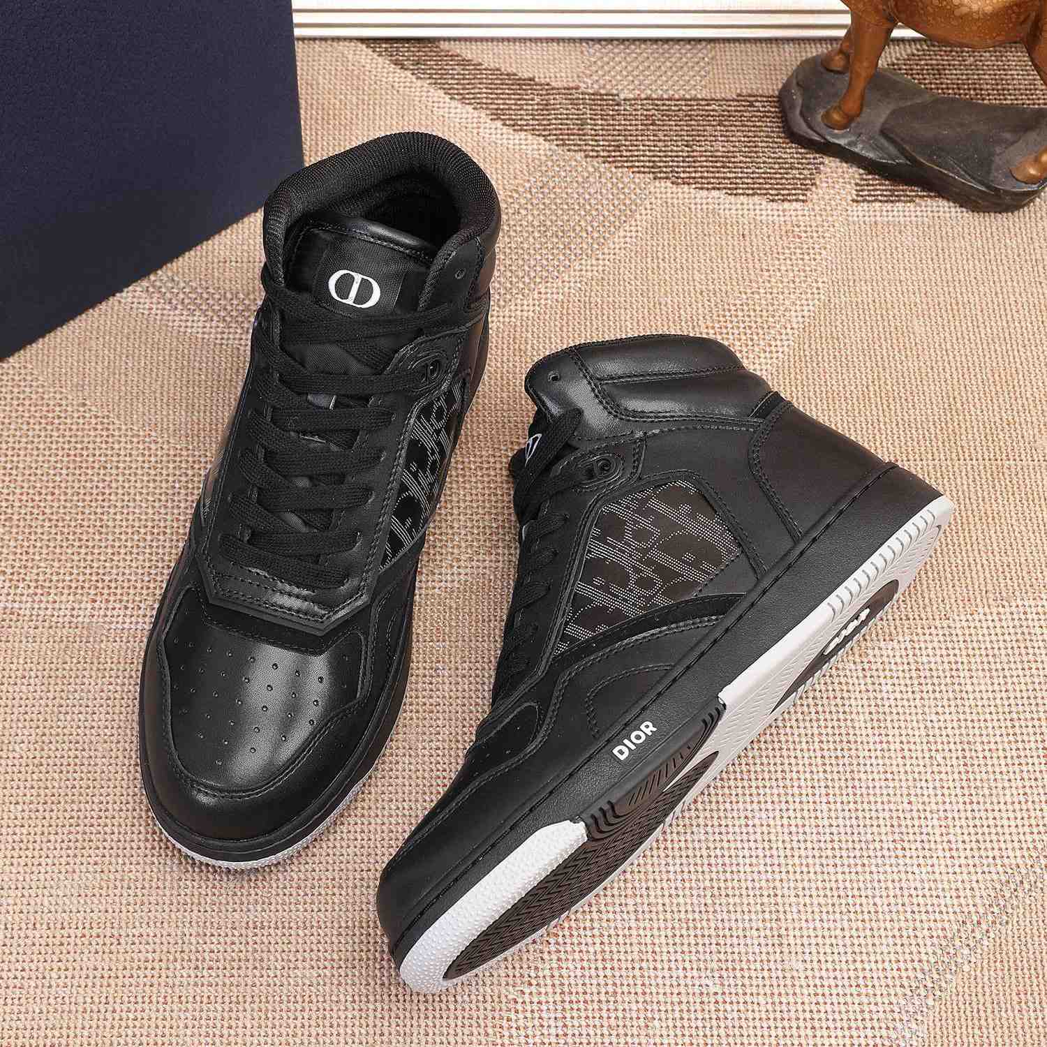 Dior B27 High-Top Sneakers - EUR FASHION