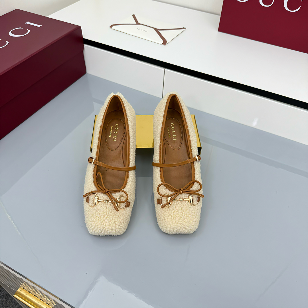 Gucci Women's Gucci Horsebit Ballet Flat - EUR FASHION