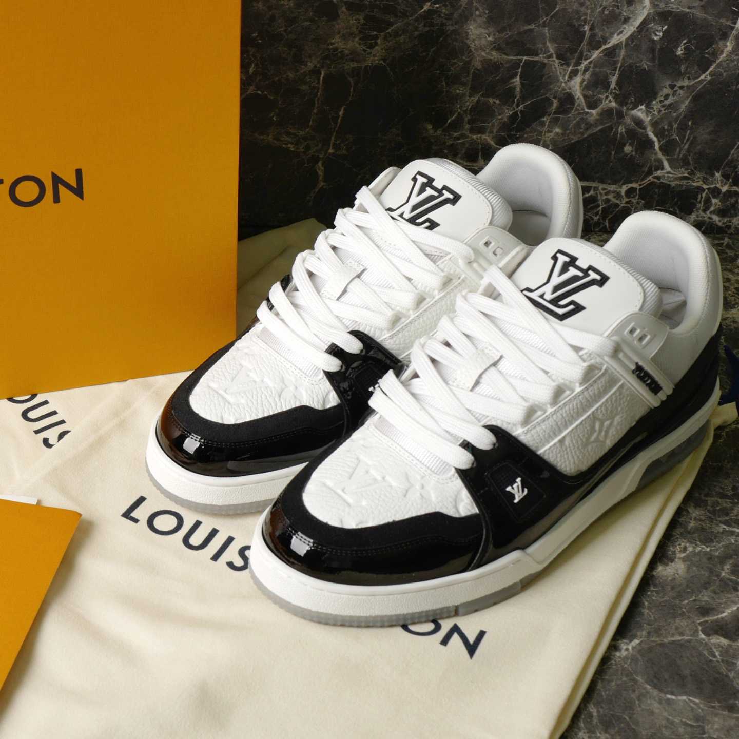 Louis Vuitton LV Trainer Sneaker   1AJ130 - EUR FASHION