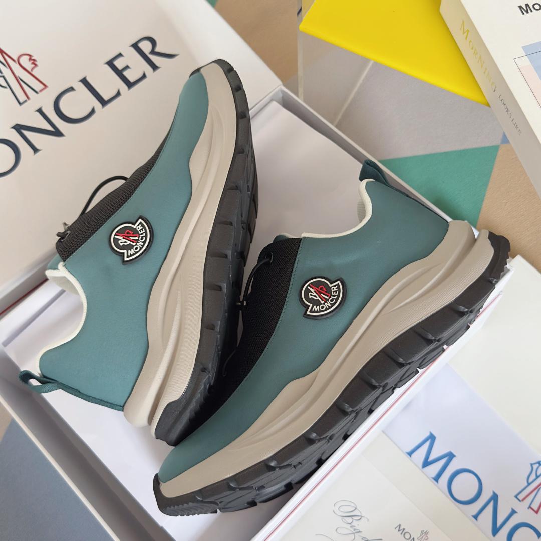 Moncler Sneakers - EUR FASHION