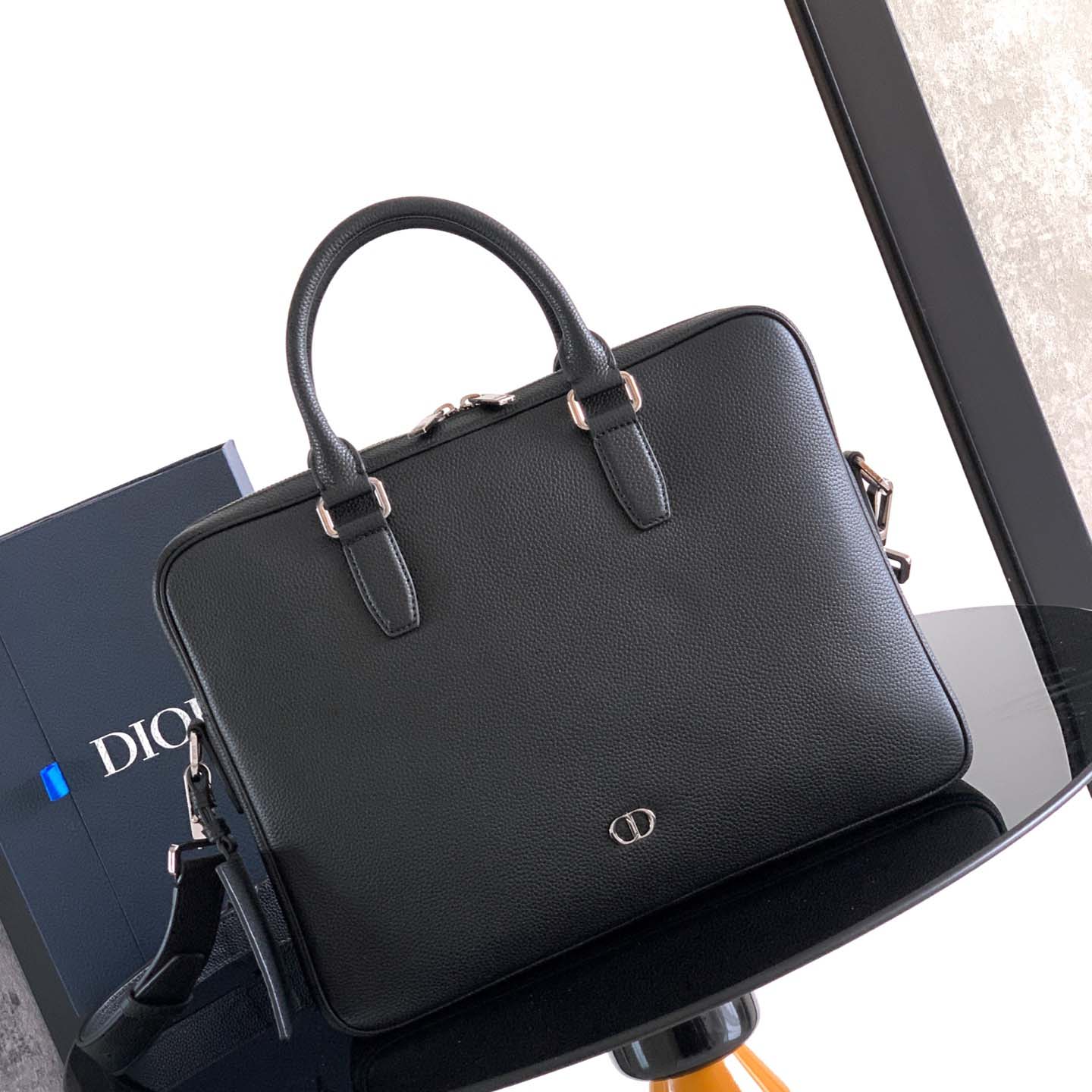 Dior CD Icon A5 Triangle Pouch  - EUR FASHION