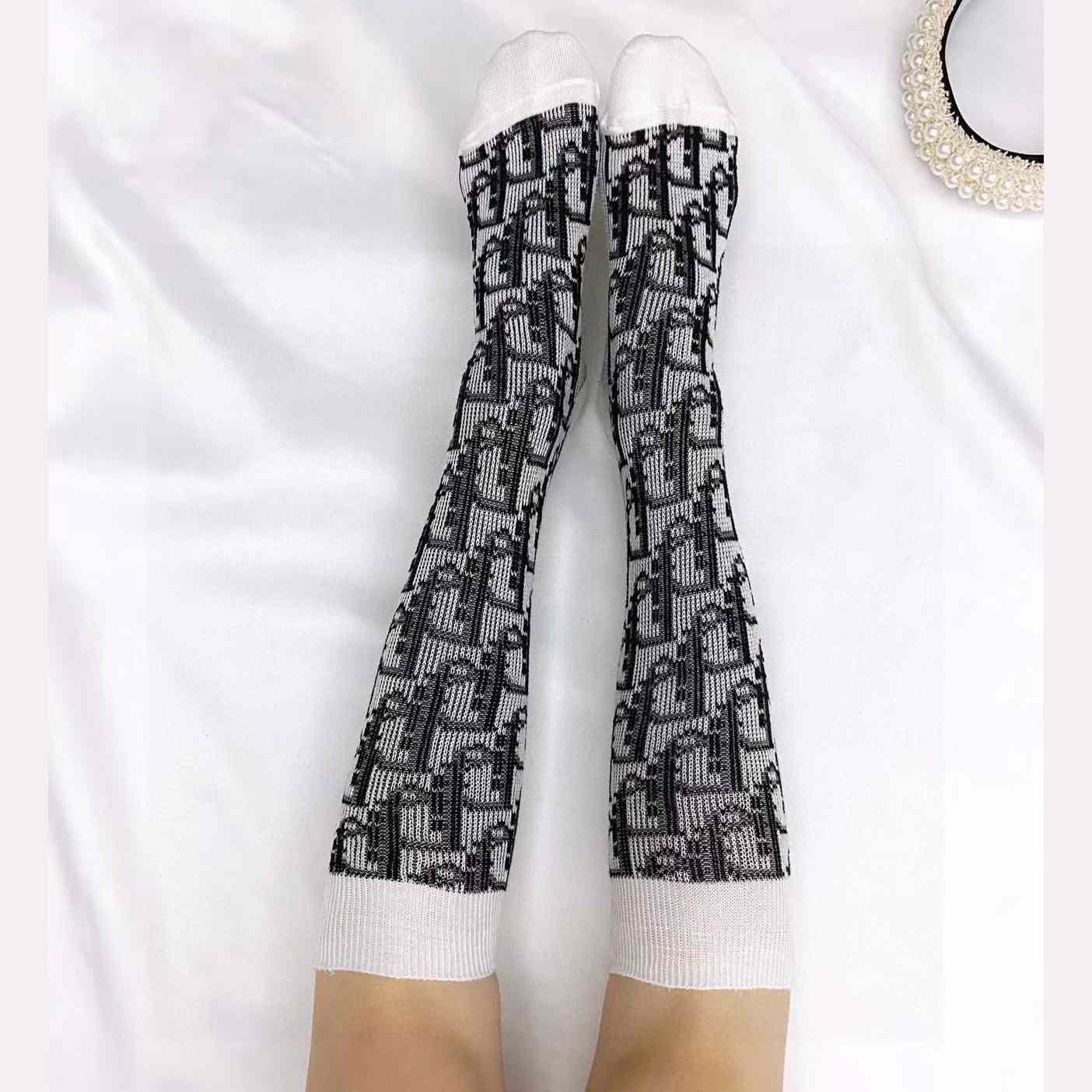 Dior Socks - EUR FASHION