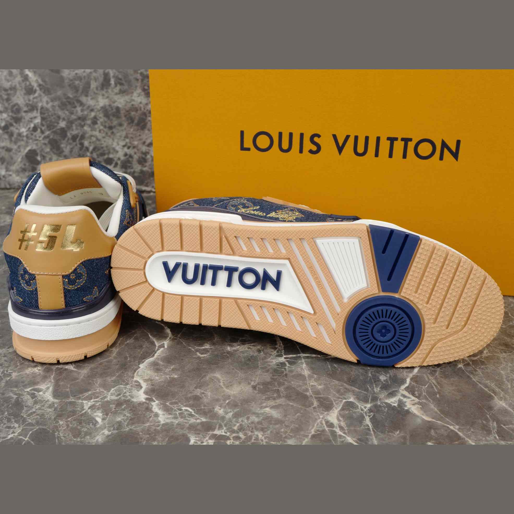 Louis Vuitton LV Trainer Sneaker   1AJ354 - EUR FASHION